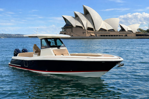 Chris Craft Catalina 30