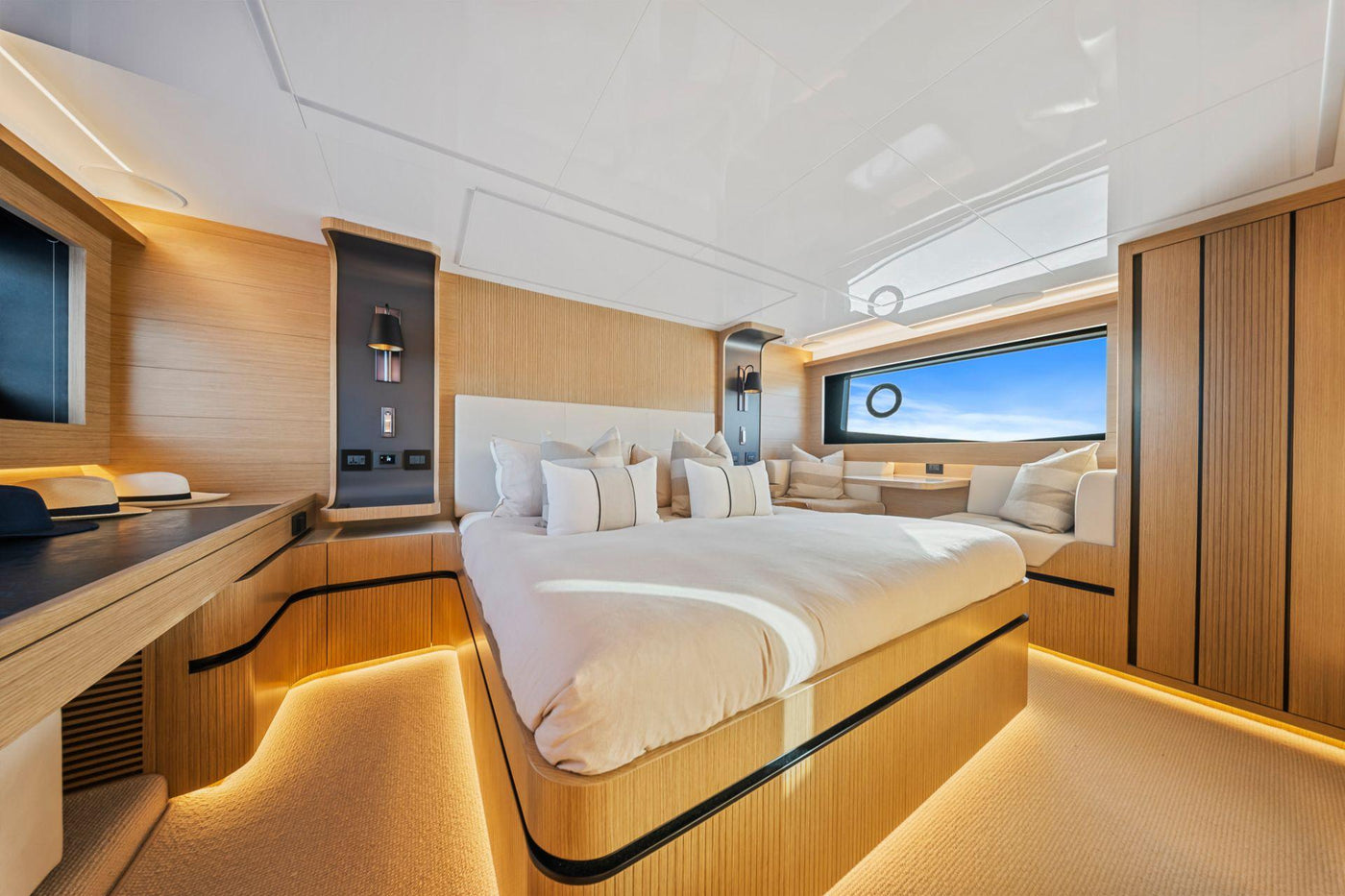 Pearl 62 2023 - image 82