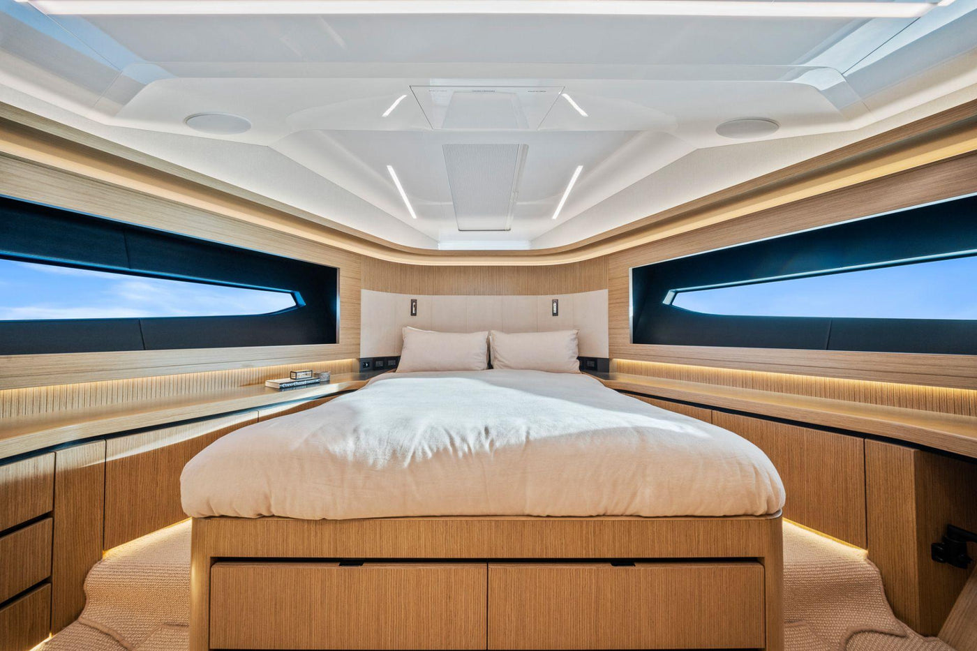 Pearl 62 2023 - image 88