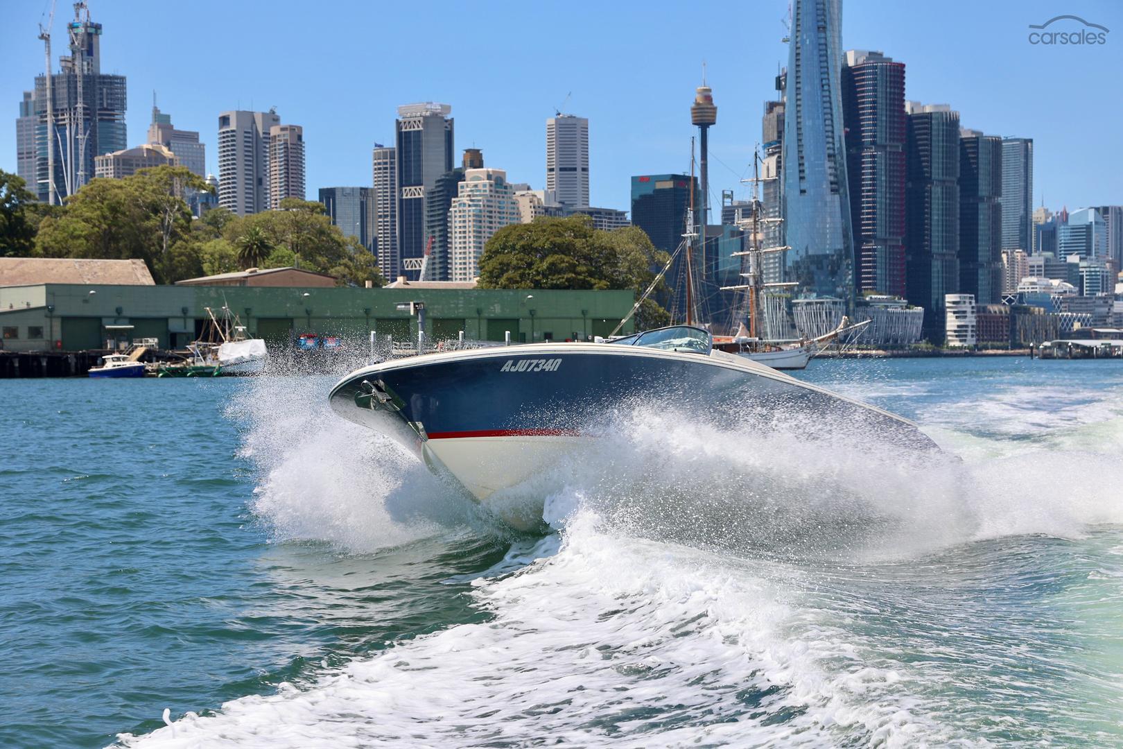 2017 Chris Craft Launch 30