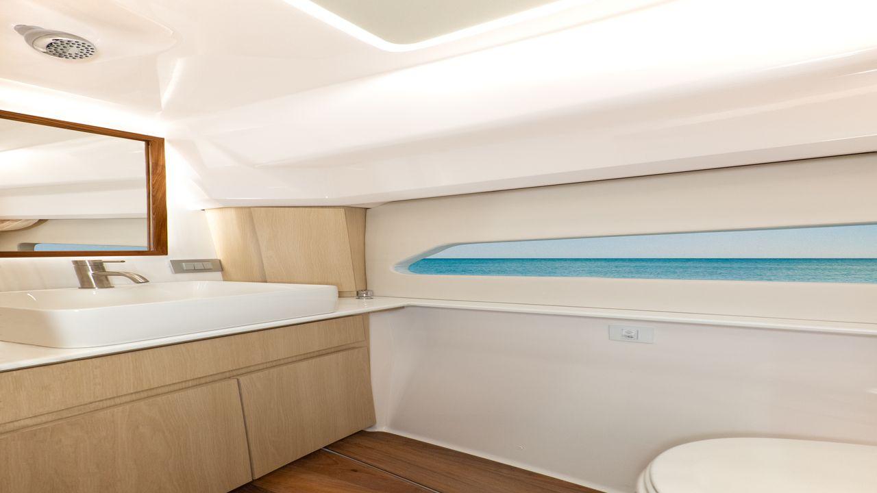 Regal 42 XO - image 50