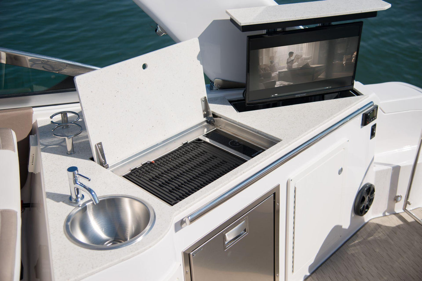Regal 33 XO - image 51