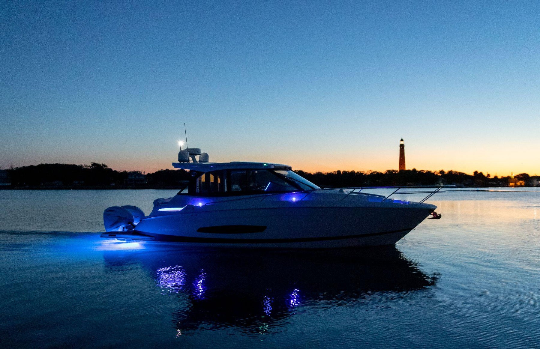 NEW Regal 36 XO