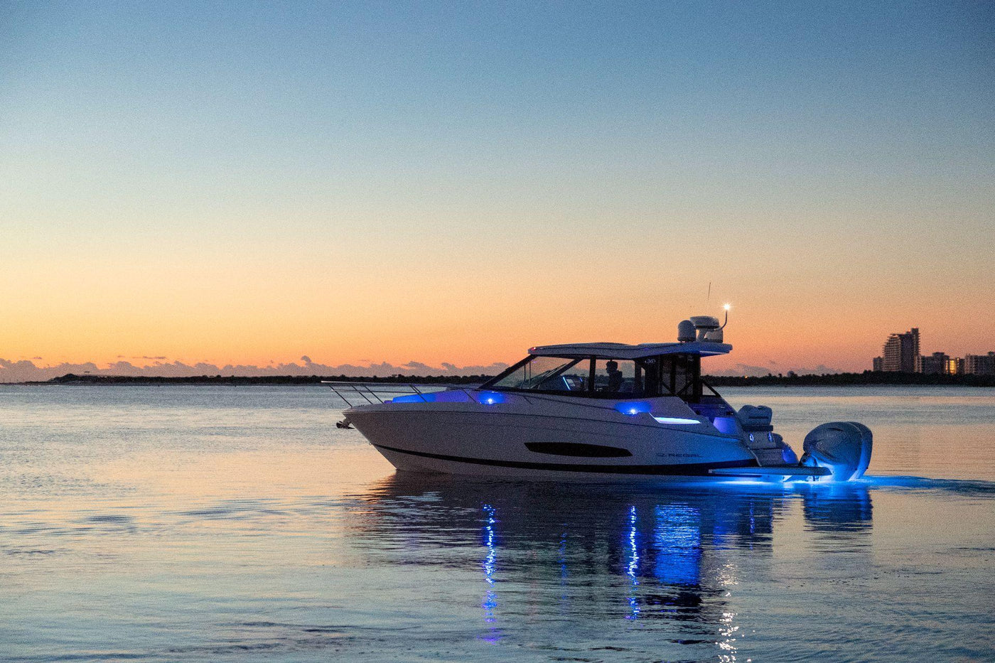 NEW Regal 36 XO - image 23