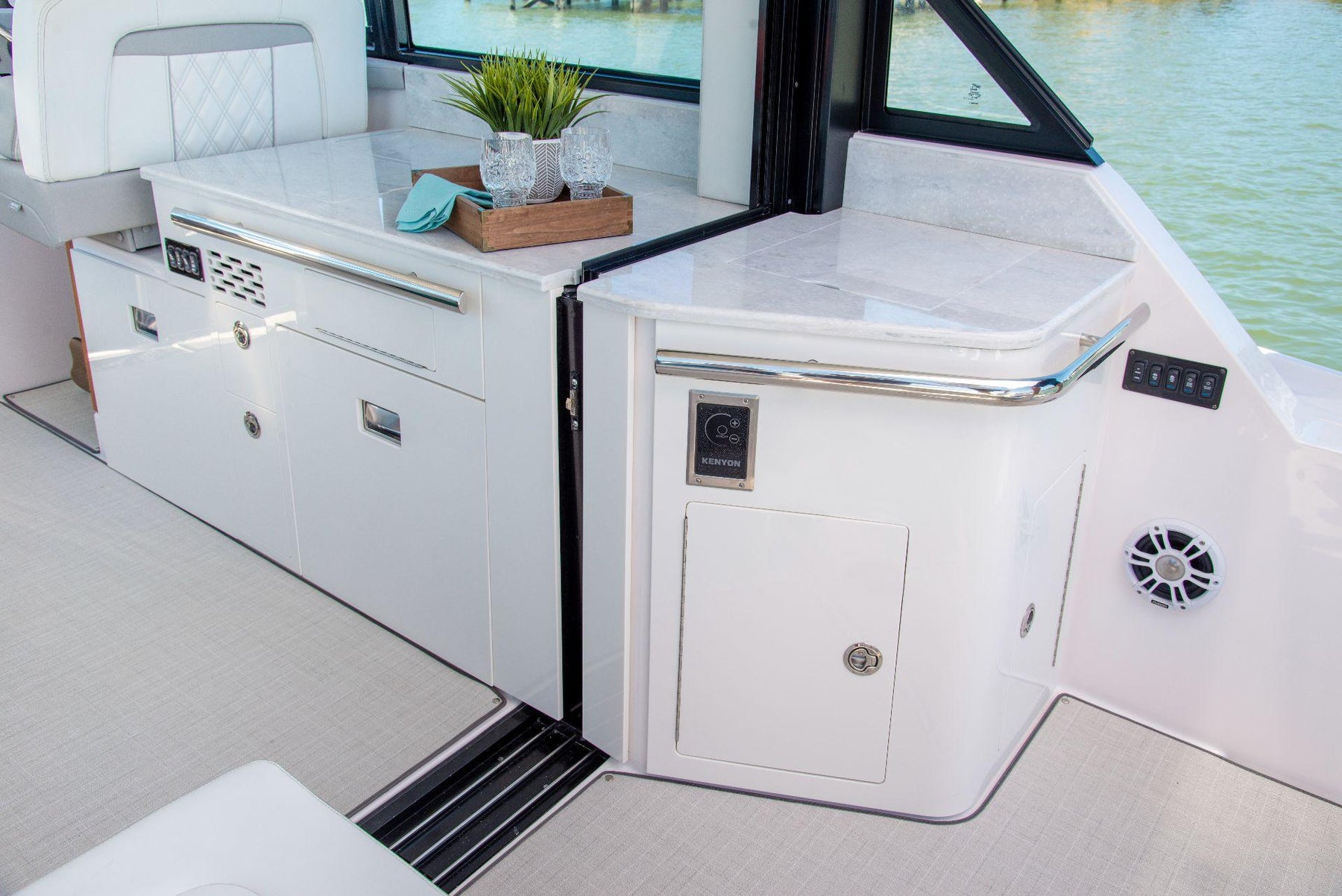 NEW Regal 36 XO