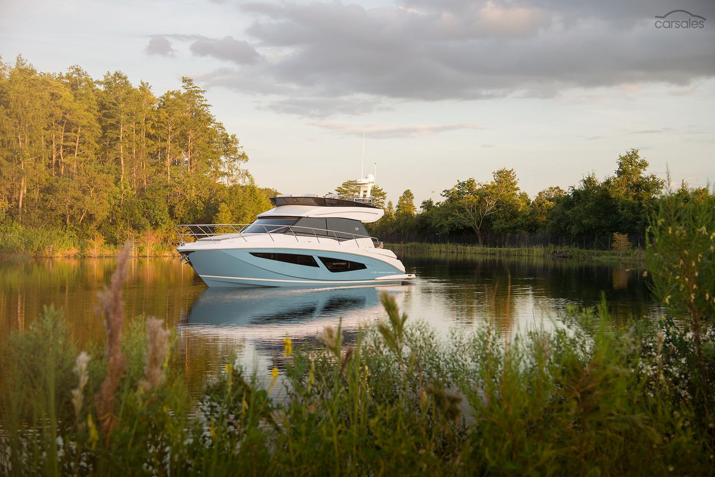 2026 Regal 42 Fly - image 9