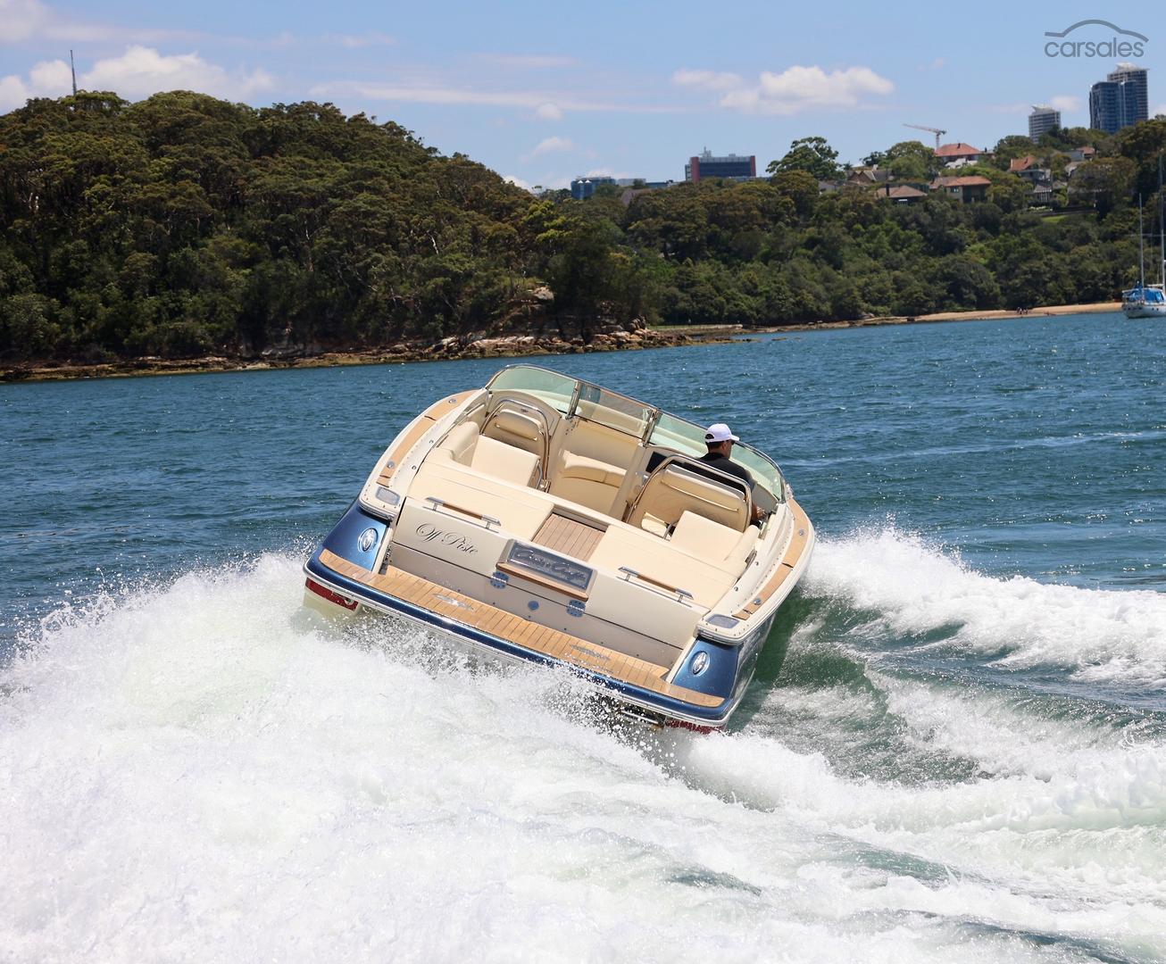 2017 Chris Craft Launch 30