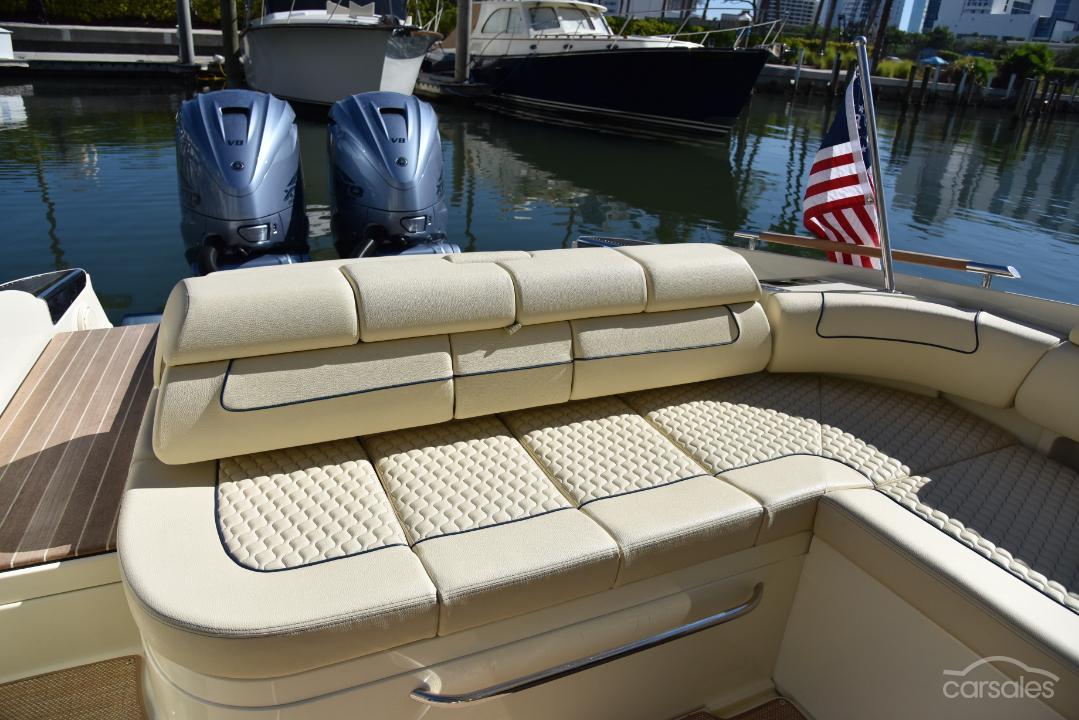 2025 CHRIS CRAFT LAUNCH 35 GT