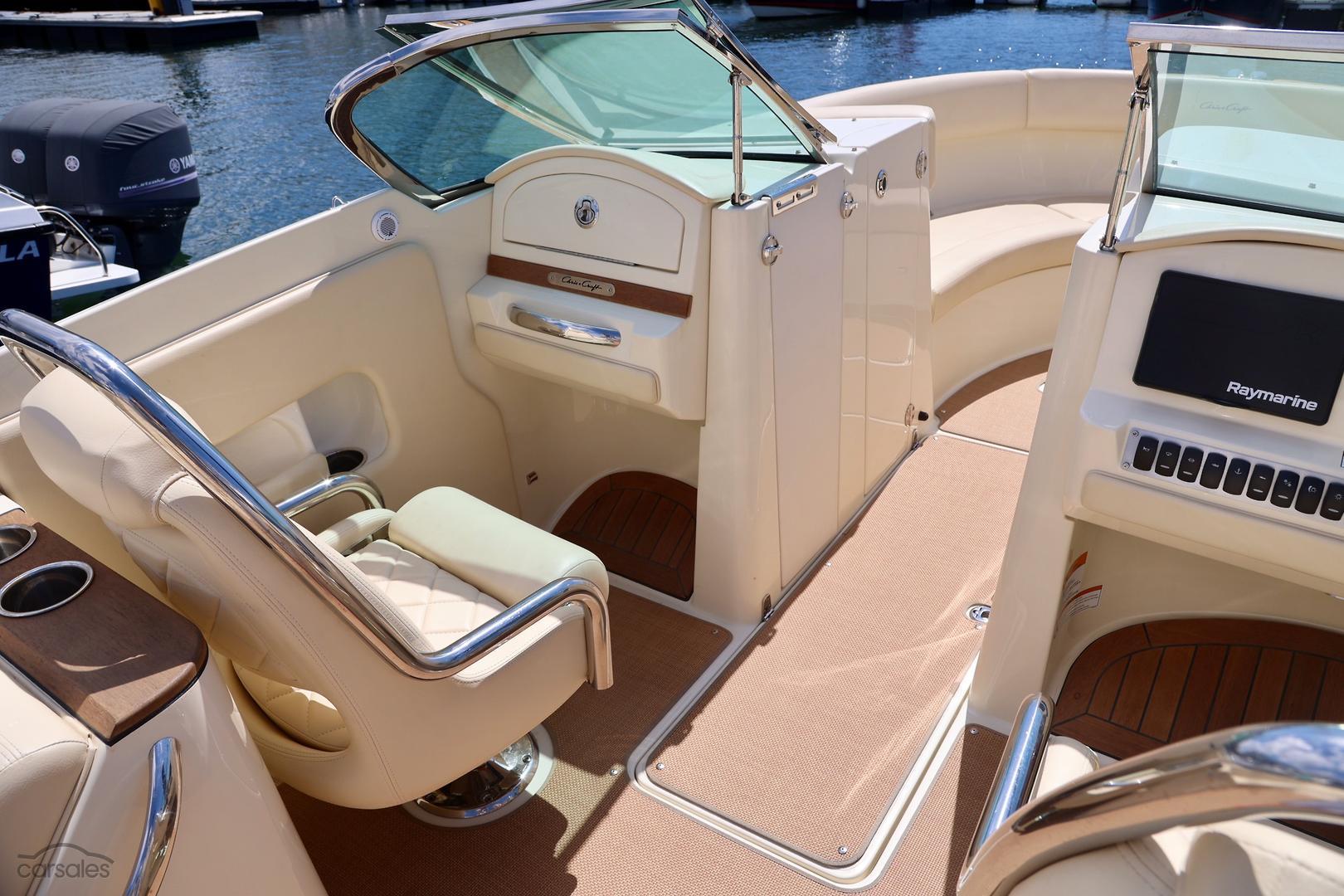 2017 Chris Craft Launch 30