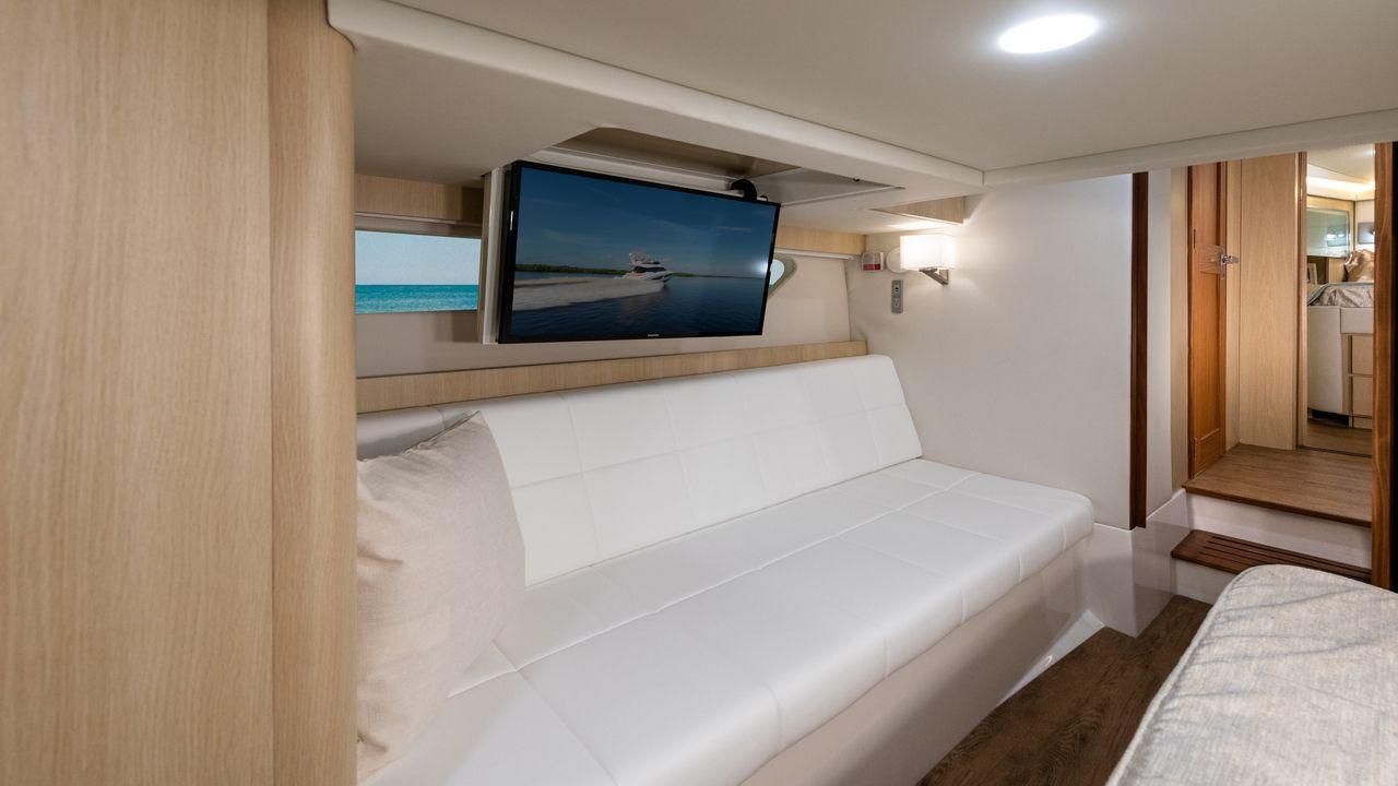 Regal 42 XO - image 47