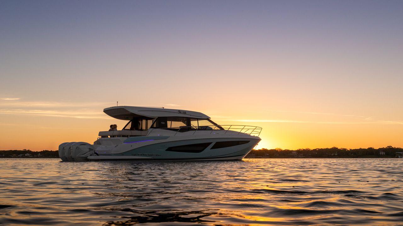 Regal 42 XO - image 43