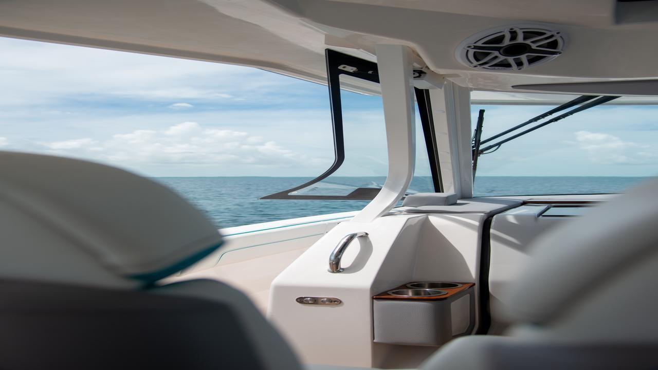 Regal 43 SAV - image 30