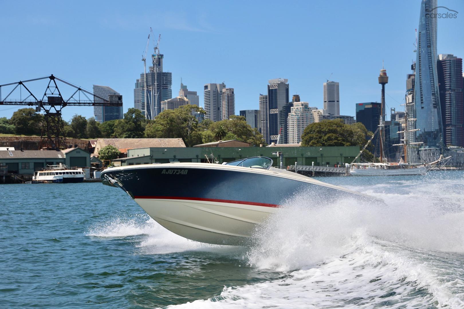 2017 Chris Craft Launch 30