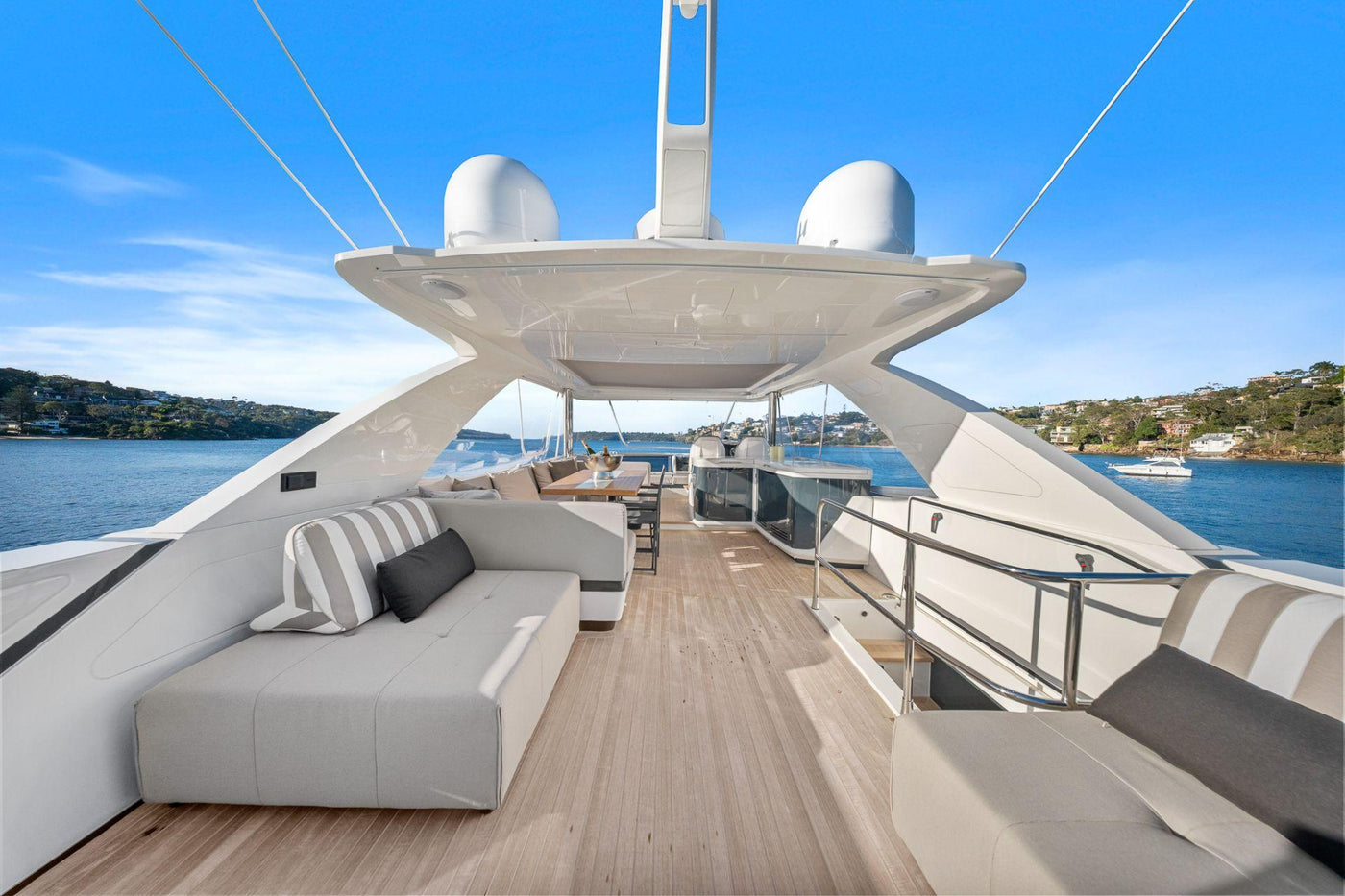 Pearl 62 2023 - image 77
