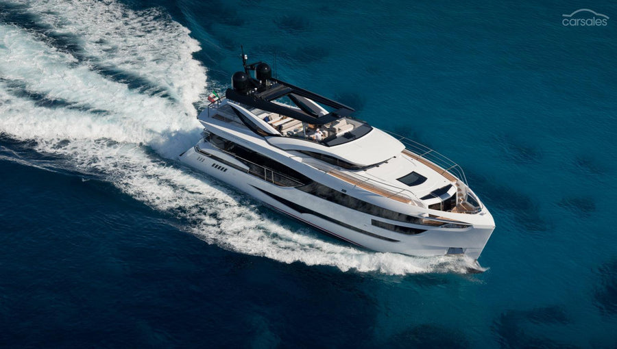 2023 DOMINATOR 28M Ilumen