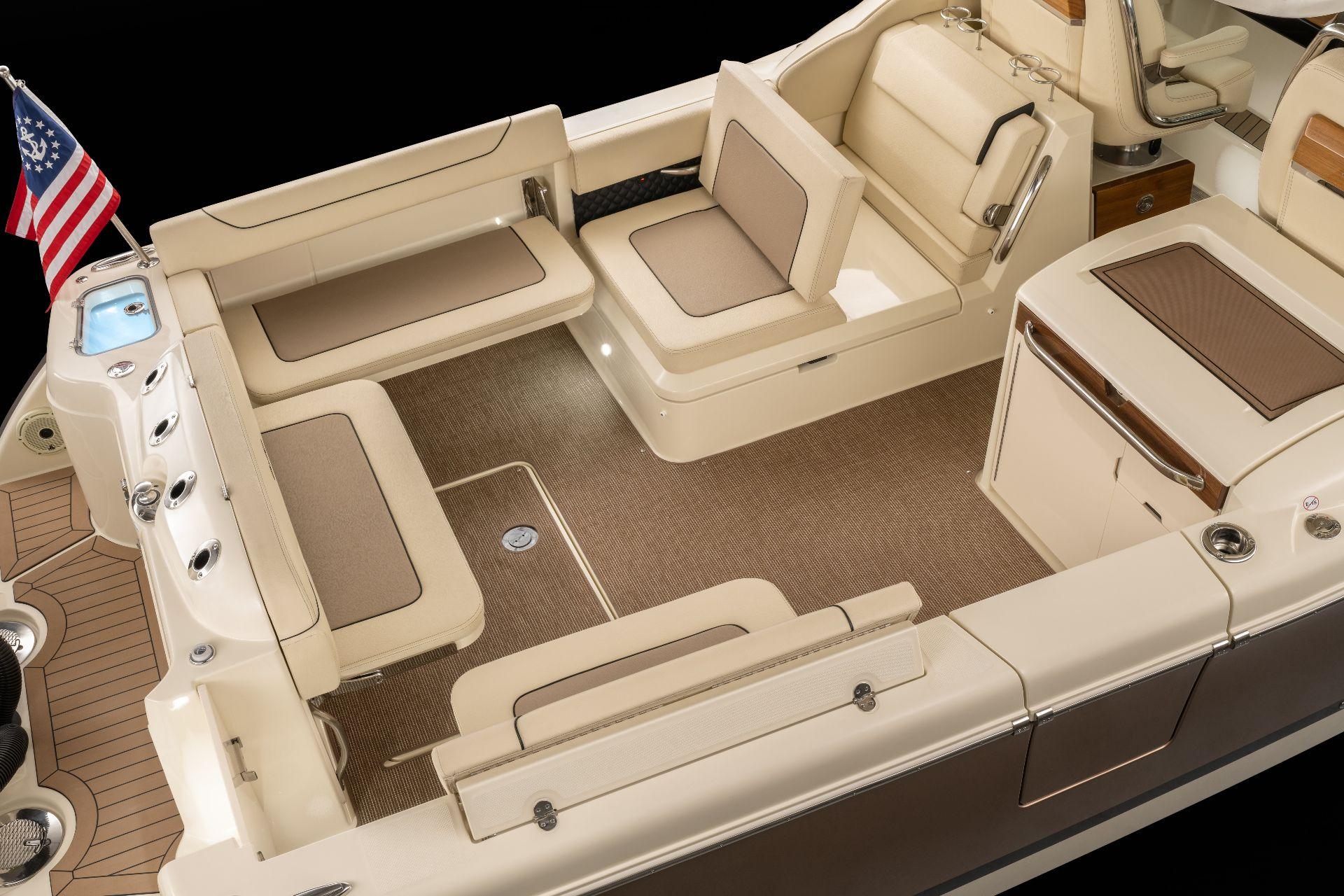 Chris Craft Calypso 32