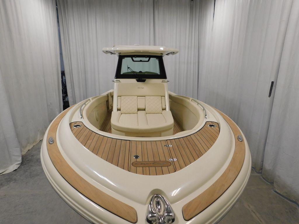Chris Craft Catalina 30 CL. 2023