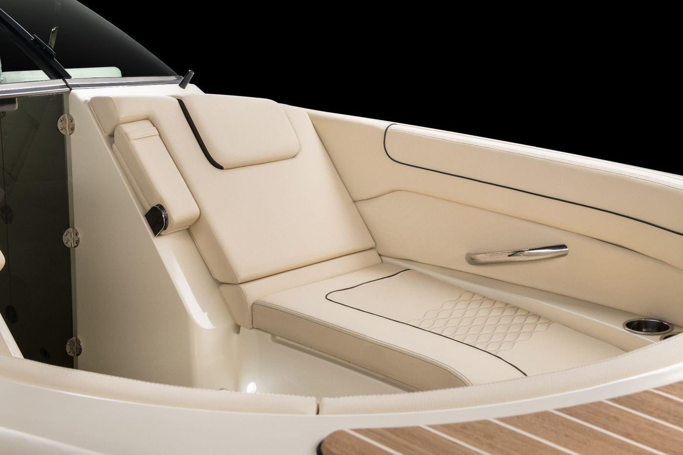 Chris Craft Launch 28 GT outboard - image 31