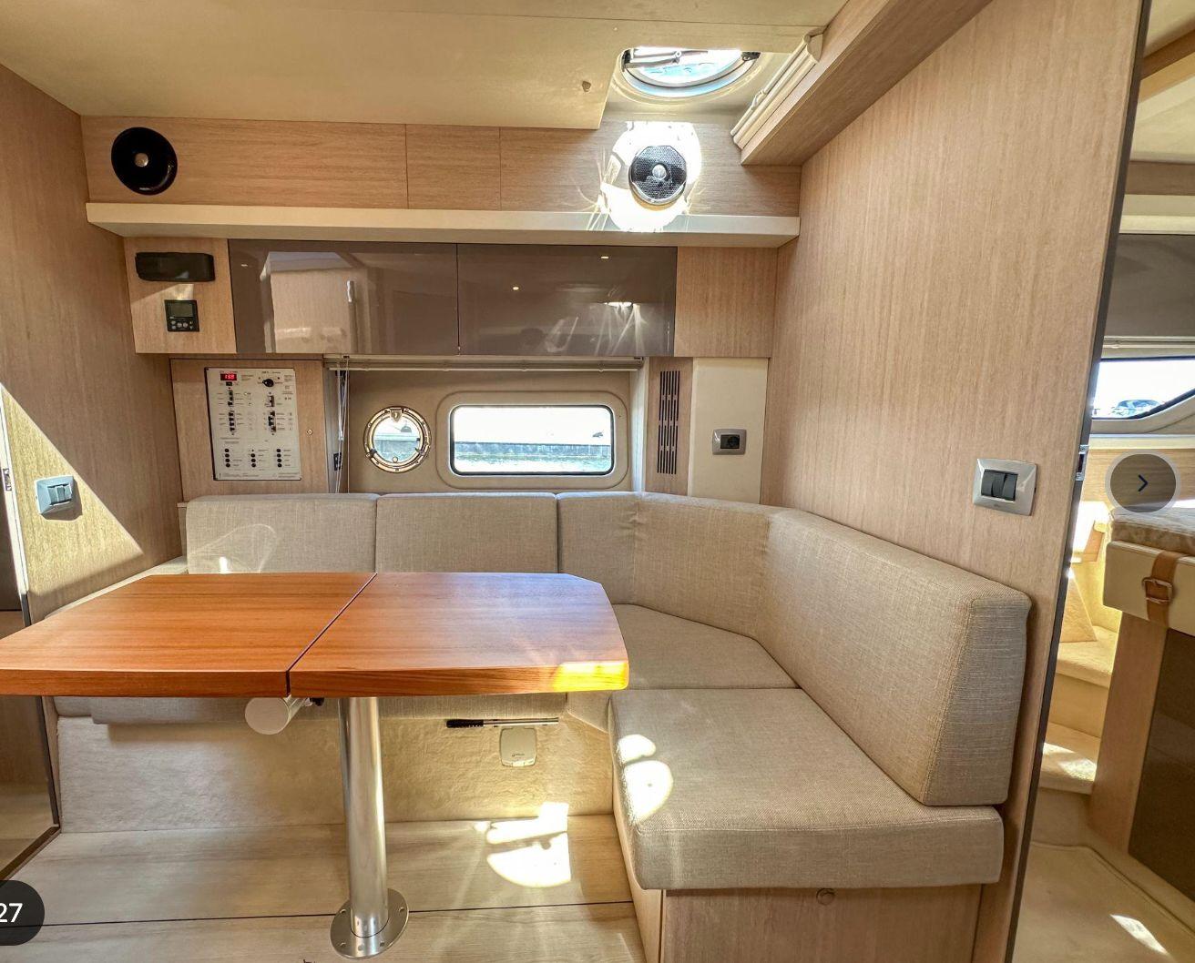 Cranchi Z35 - image 36