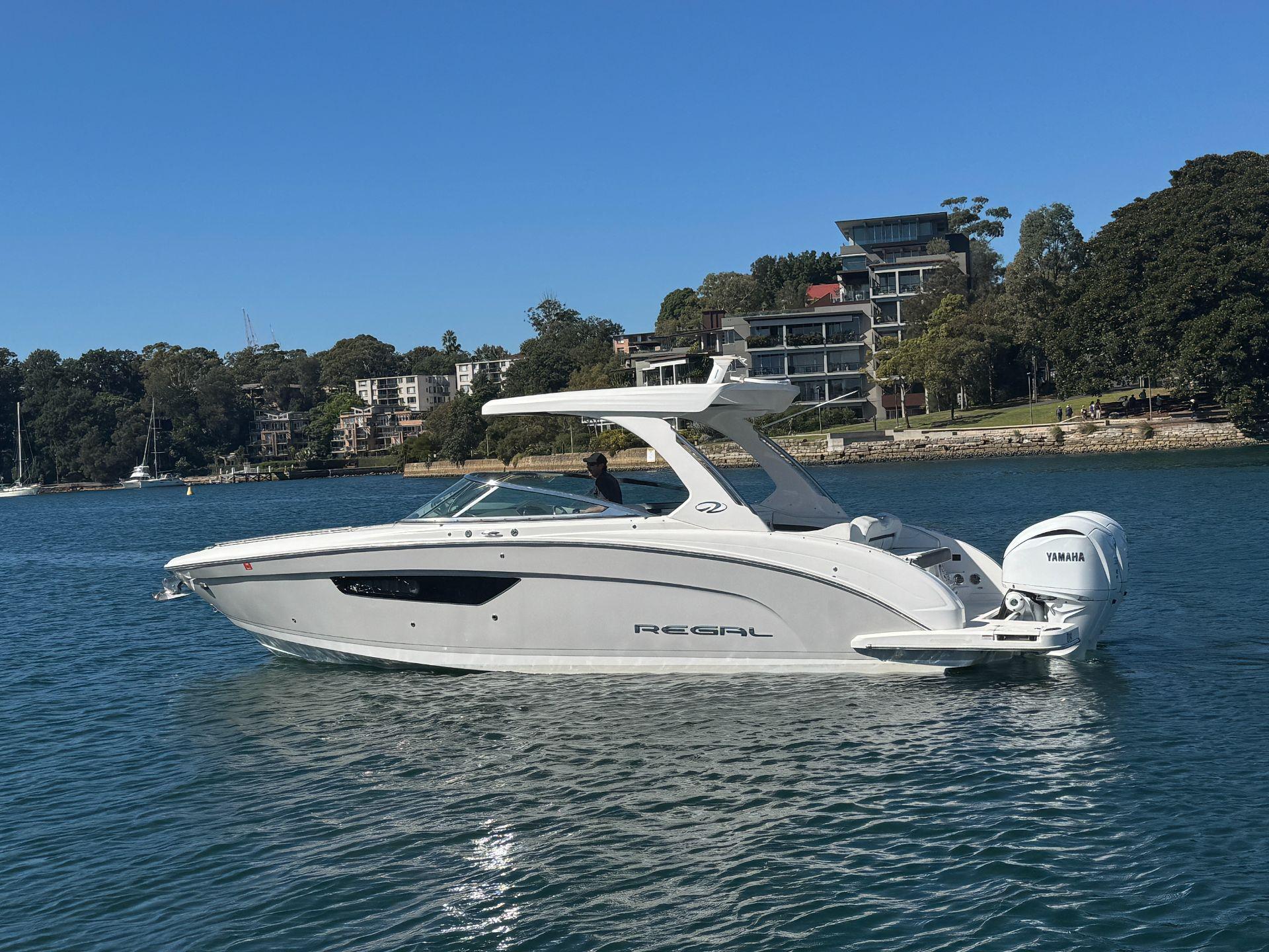 Regal 33 OBX 2023