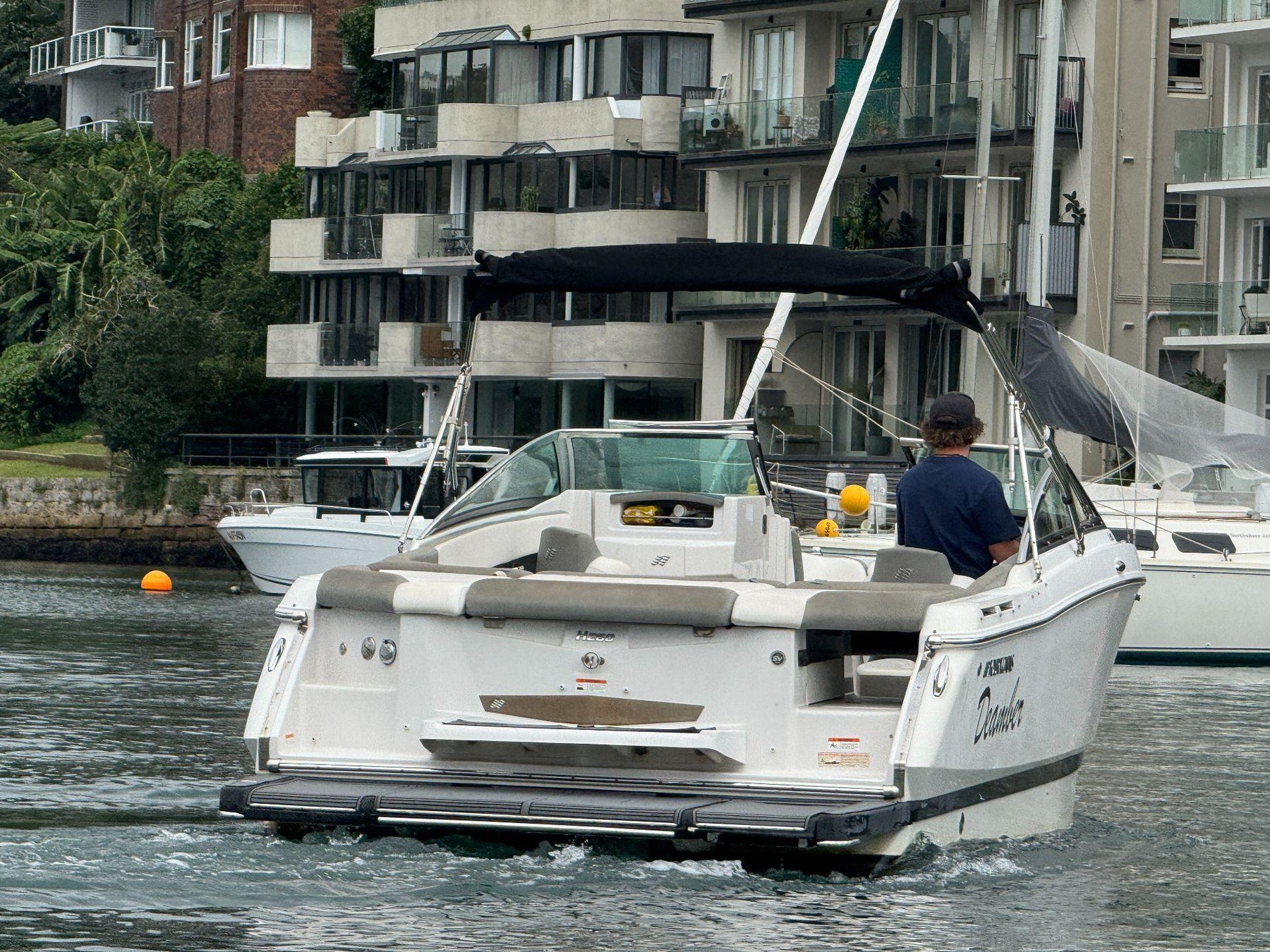 Four Winns H260