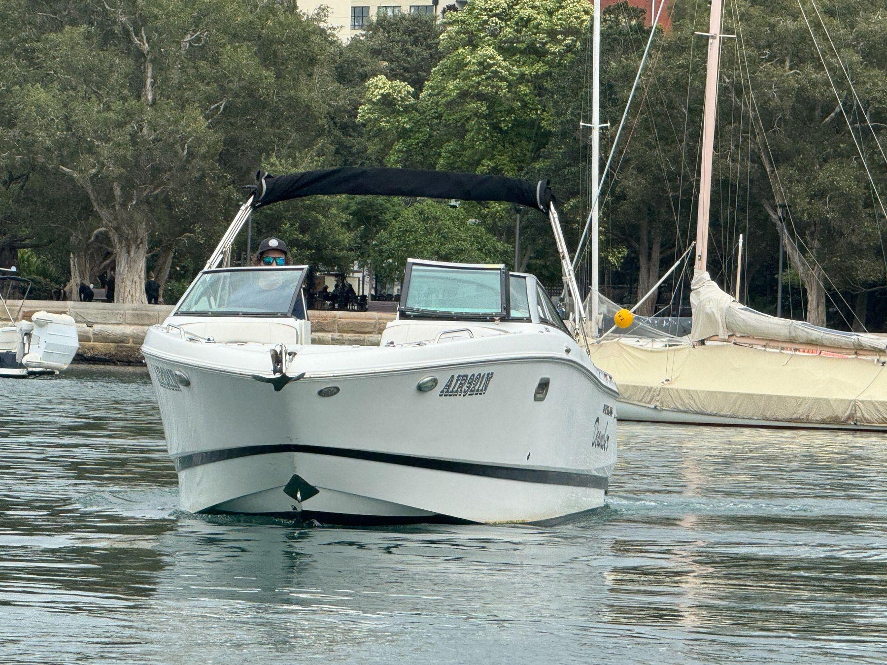 Four Winns H260