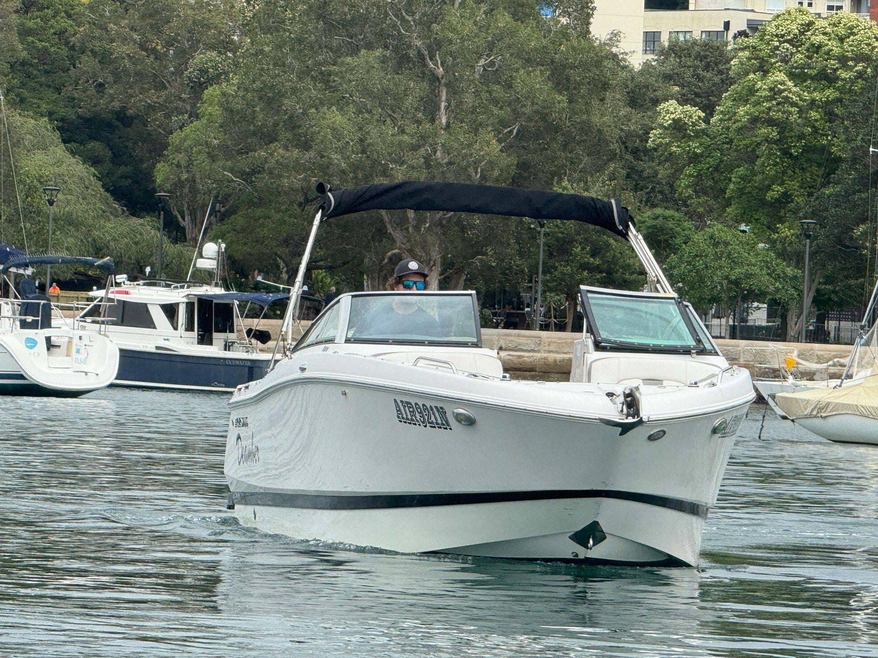 Four Winns H260