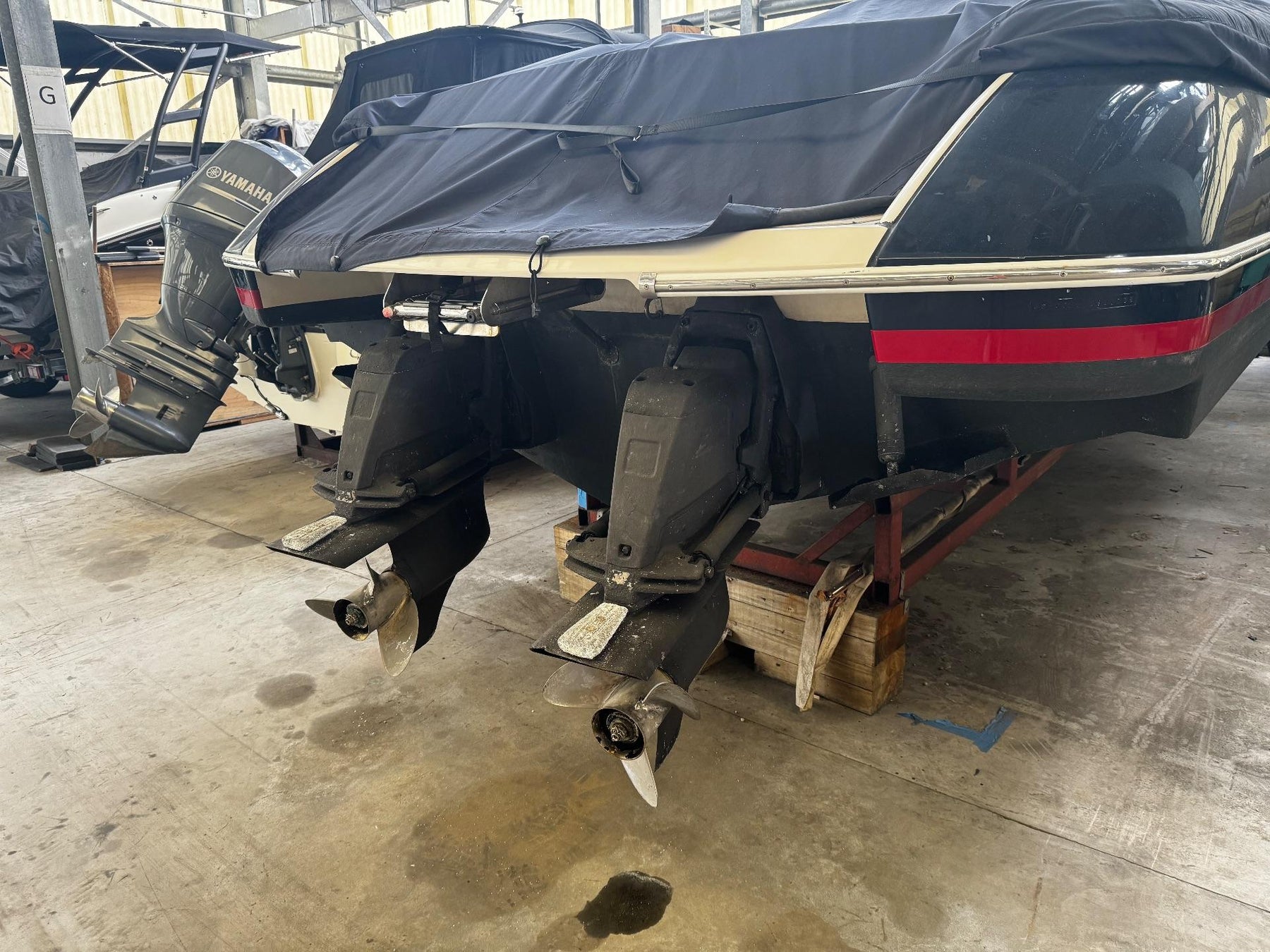 Chris craft 28 Launch