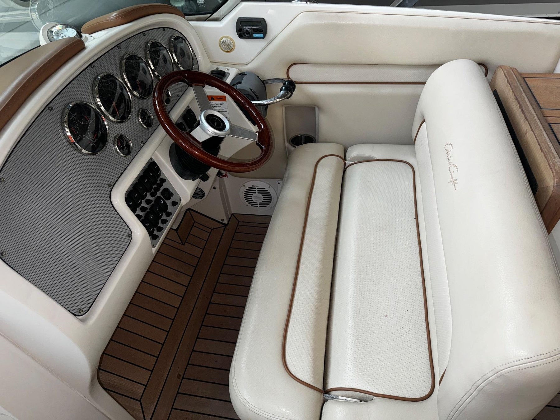 Chris craft 28 Launch
