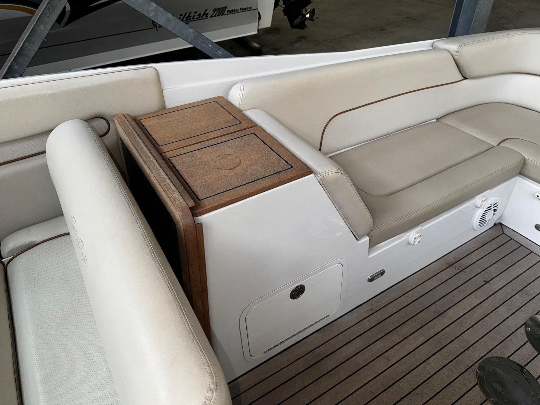 Chris craft 28 Launch