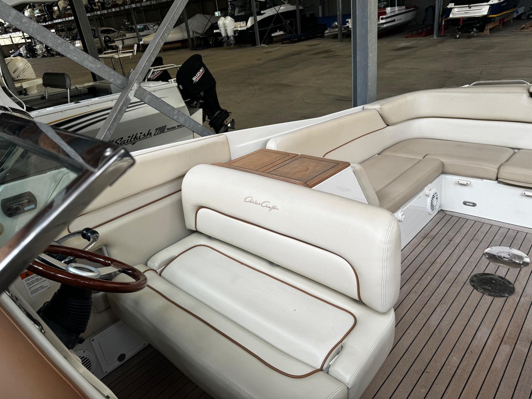Chris craft 28 Launch