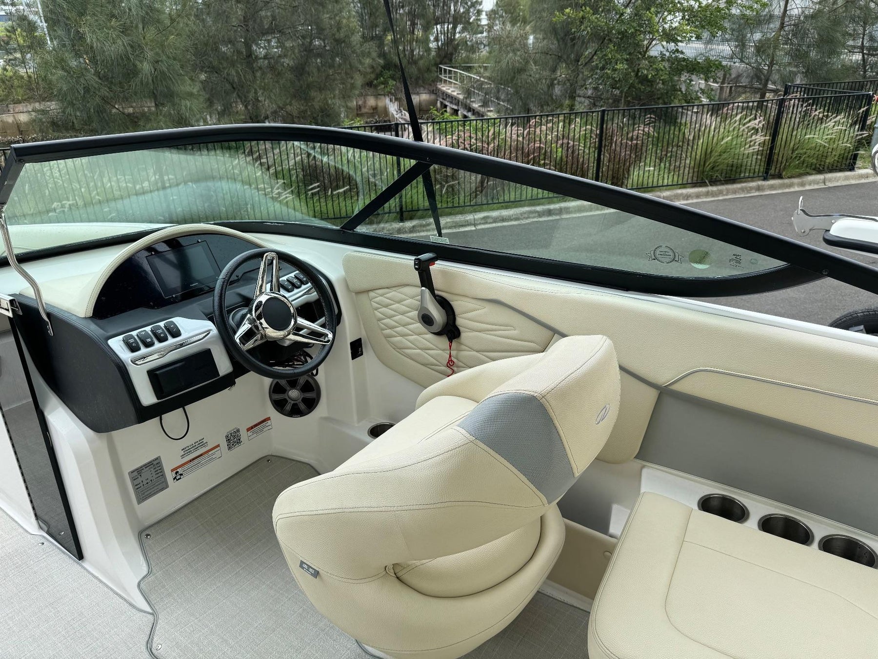 Regal 23OBX