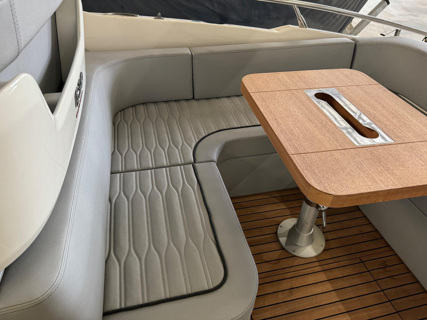 2023 Cranchi E30 Endurance - image 6