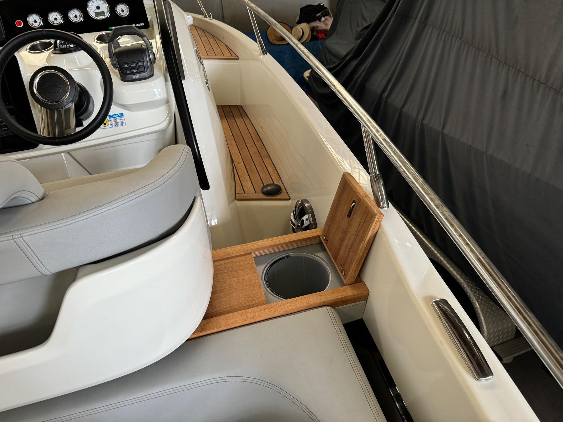 2023 Cranchi E30 Endurance