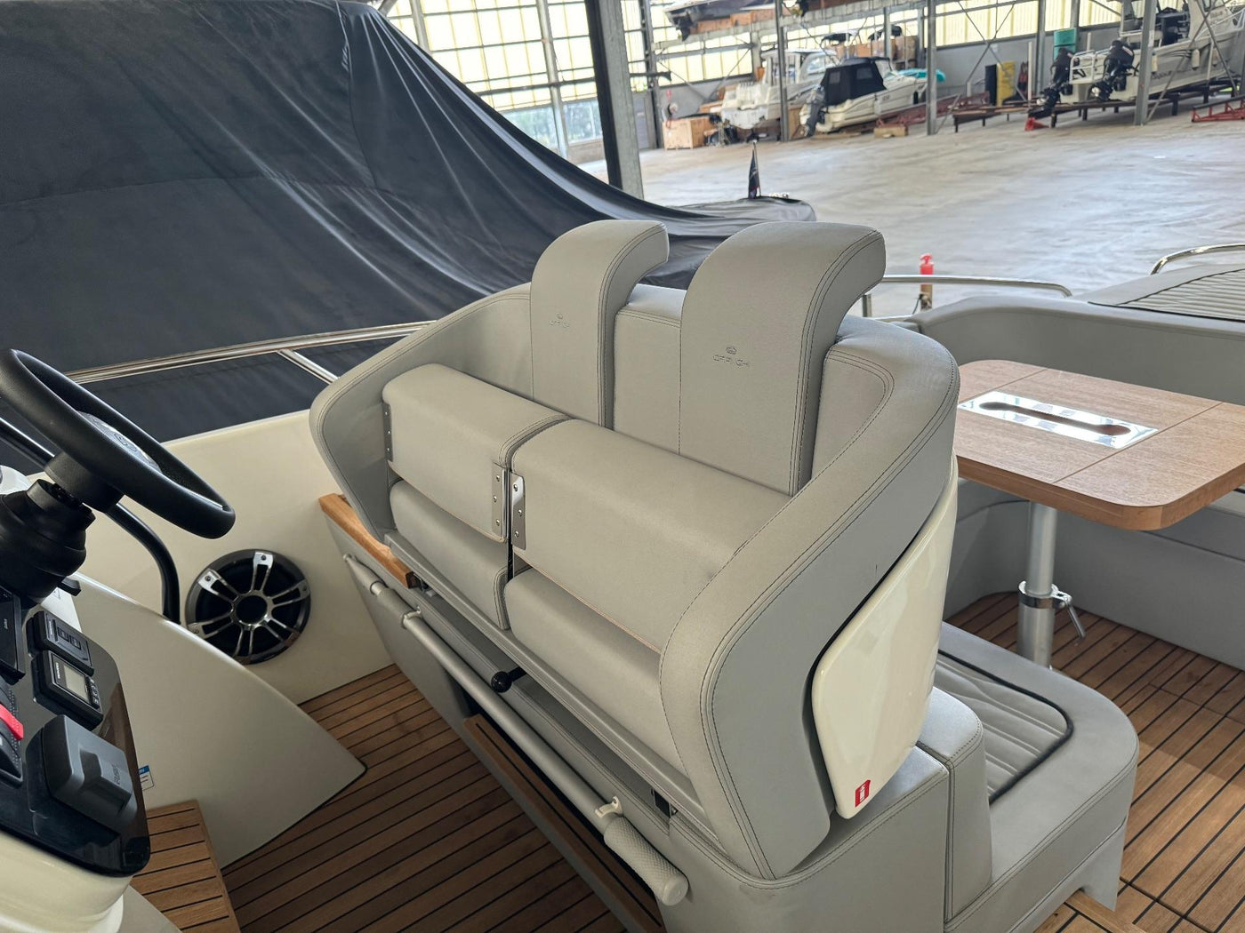 2023 Cranchi E30 Endurance - image 21