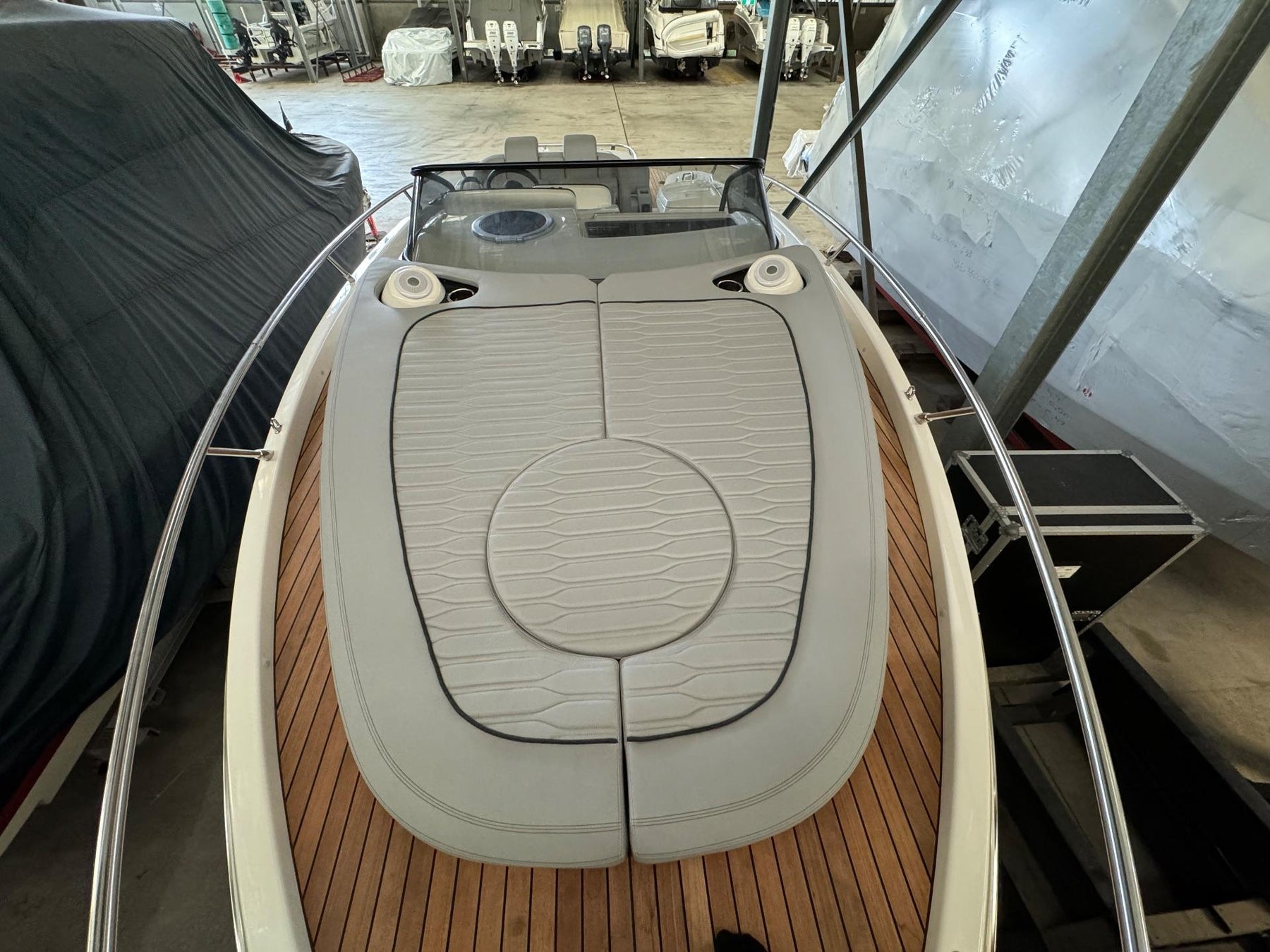 2023 Cranchi E30 Endurance