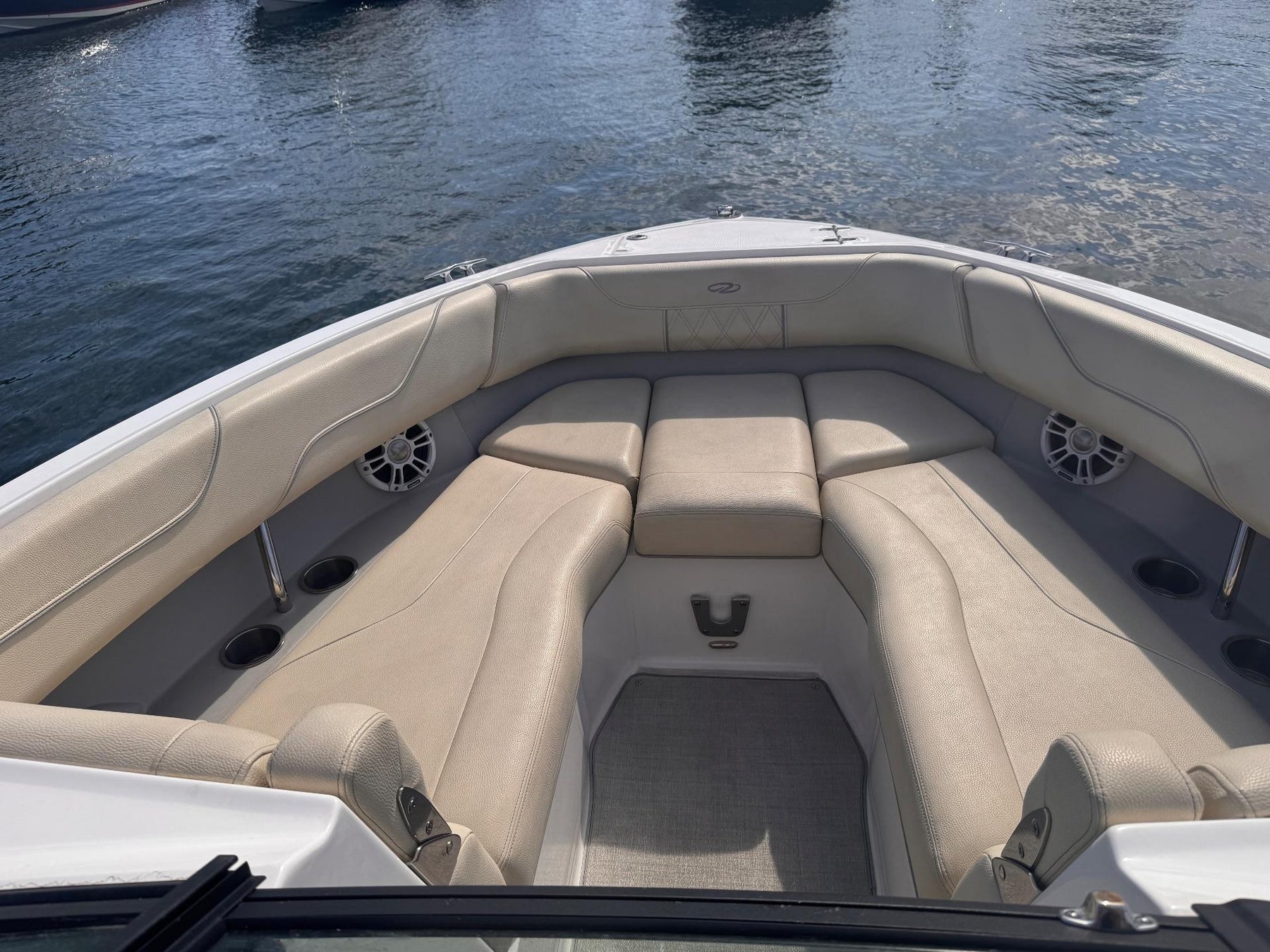 regal Lx6
