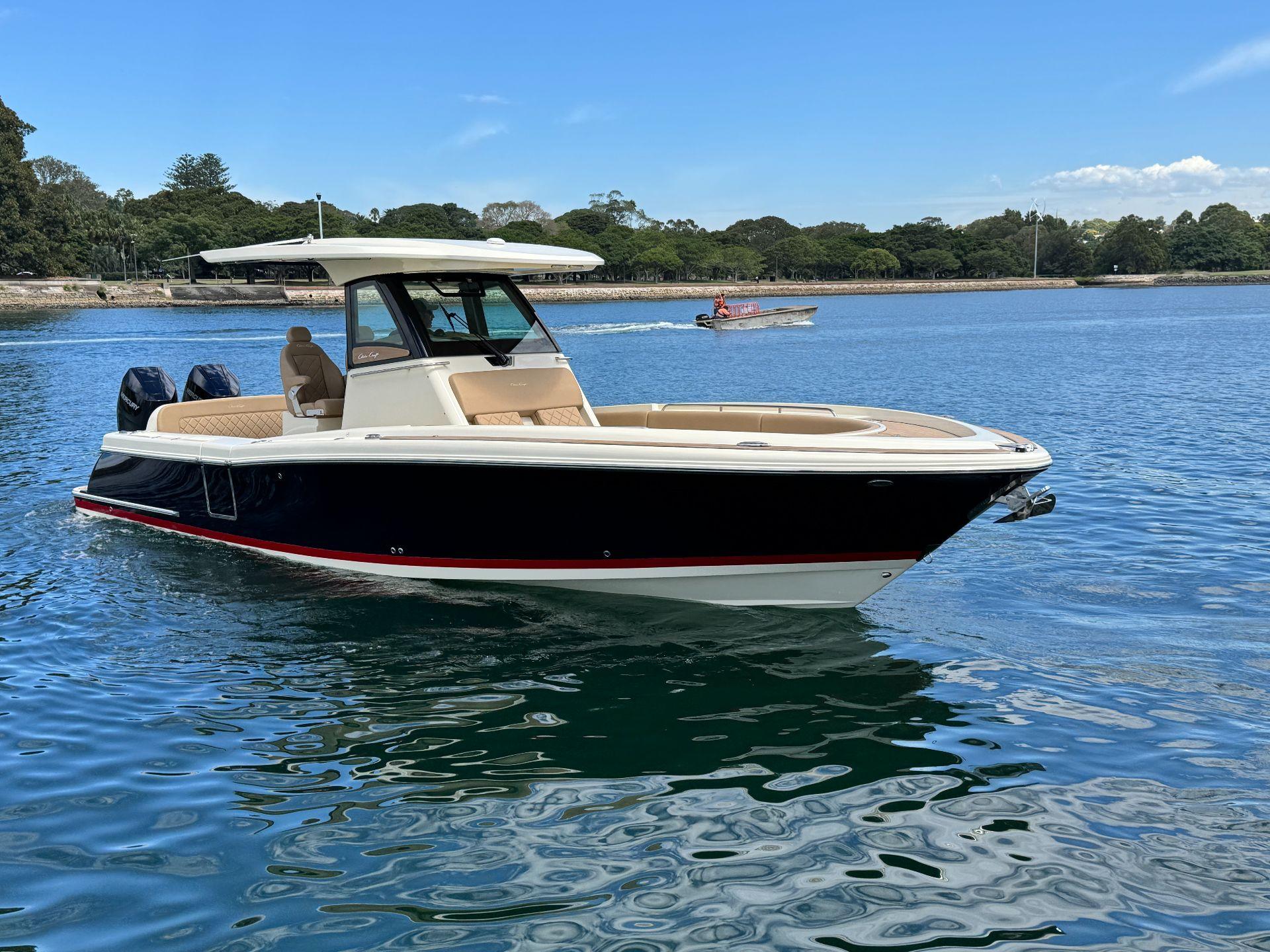 Chris Craft 30 Catalina