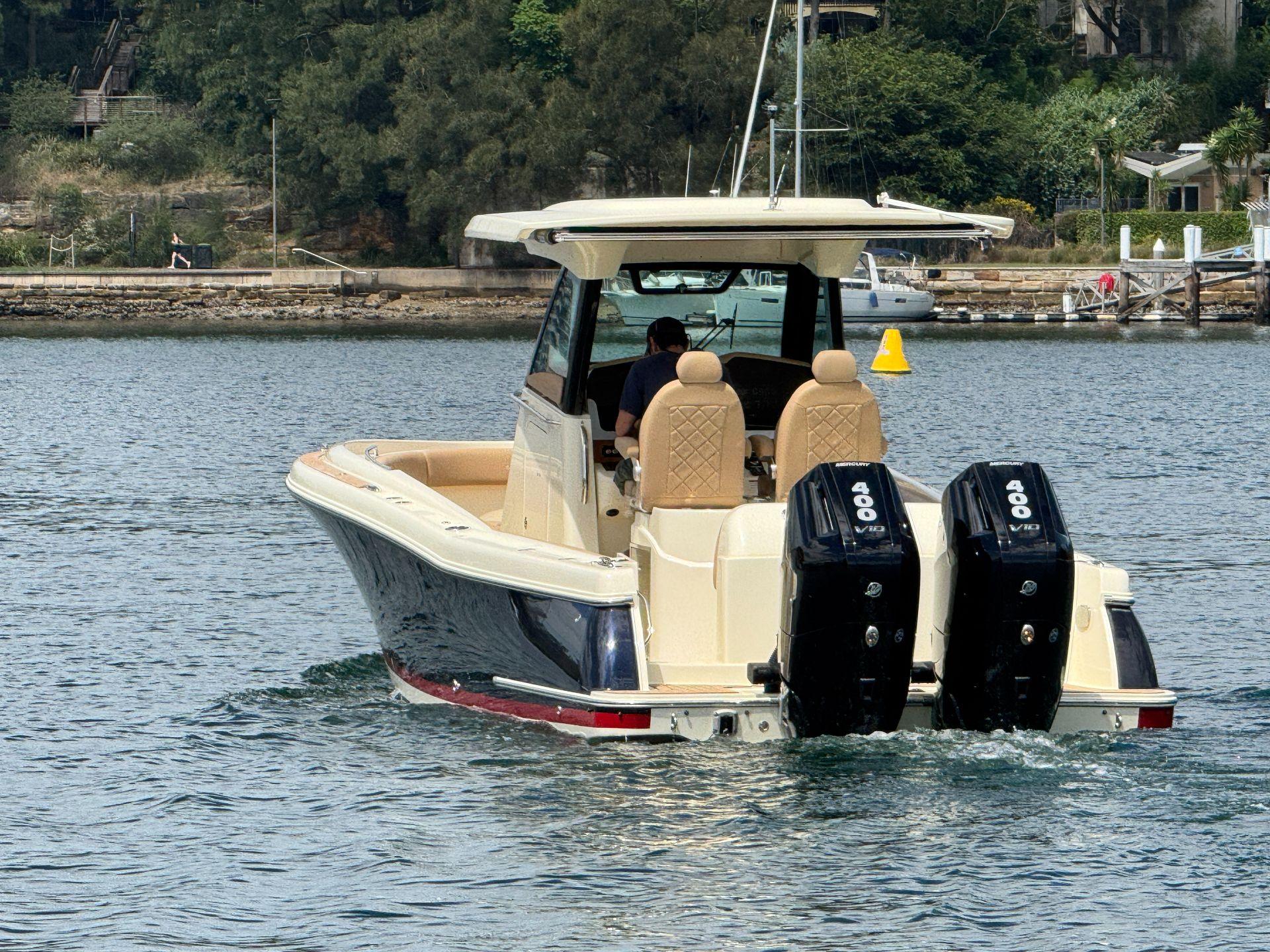 Chris Craft 30 Catalina