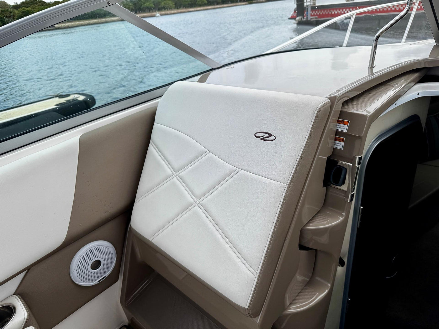 Regal 26 Express Cruiser - image 42
