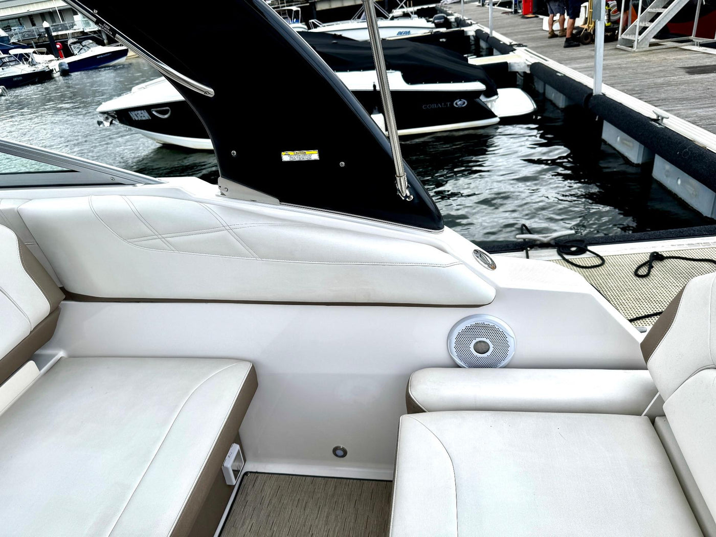 Regal 26 Express Cruiser - image 35