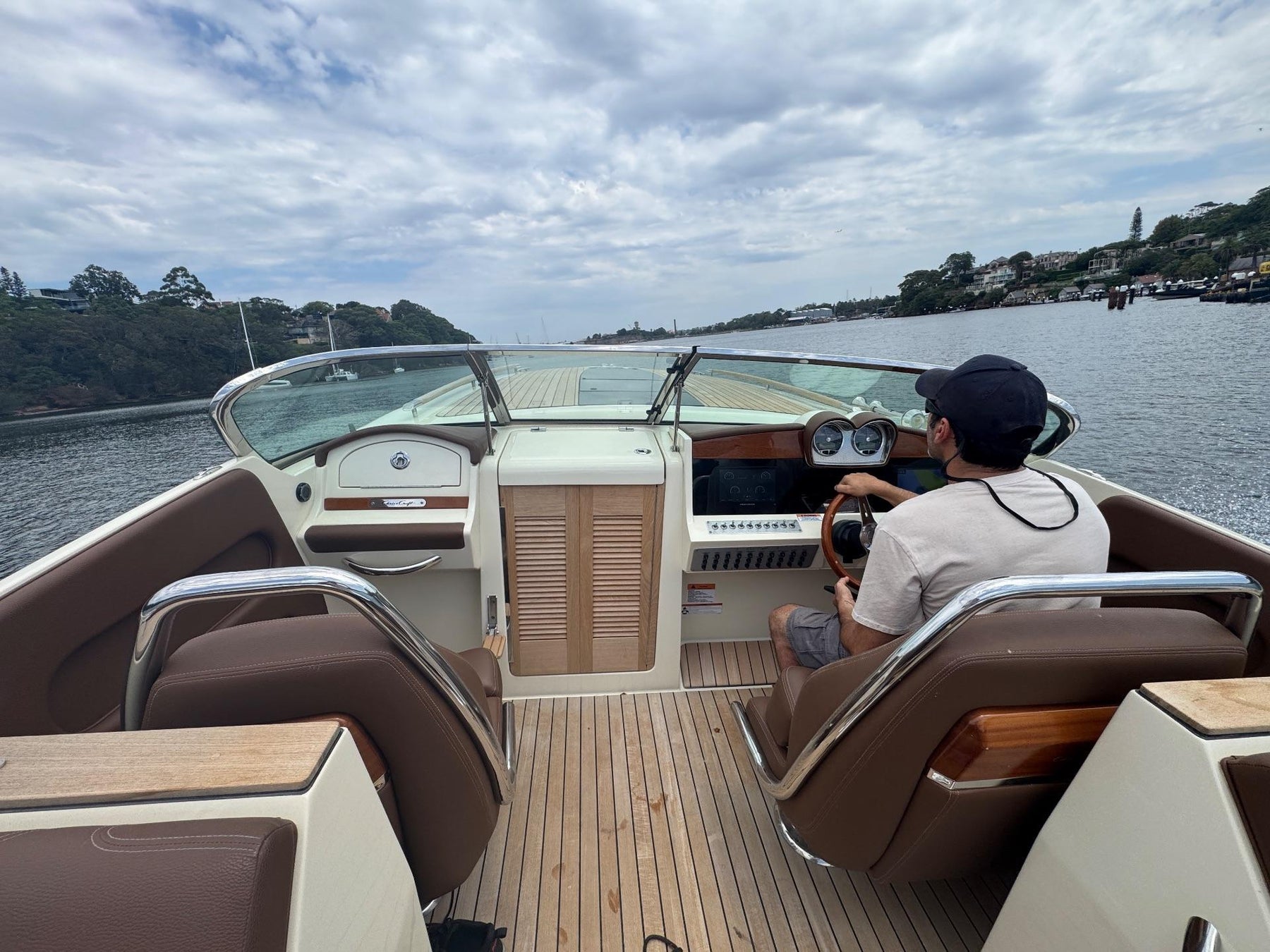 Chris Craft 34 Corsair