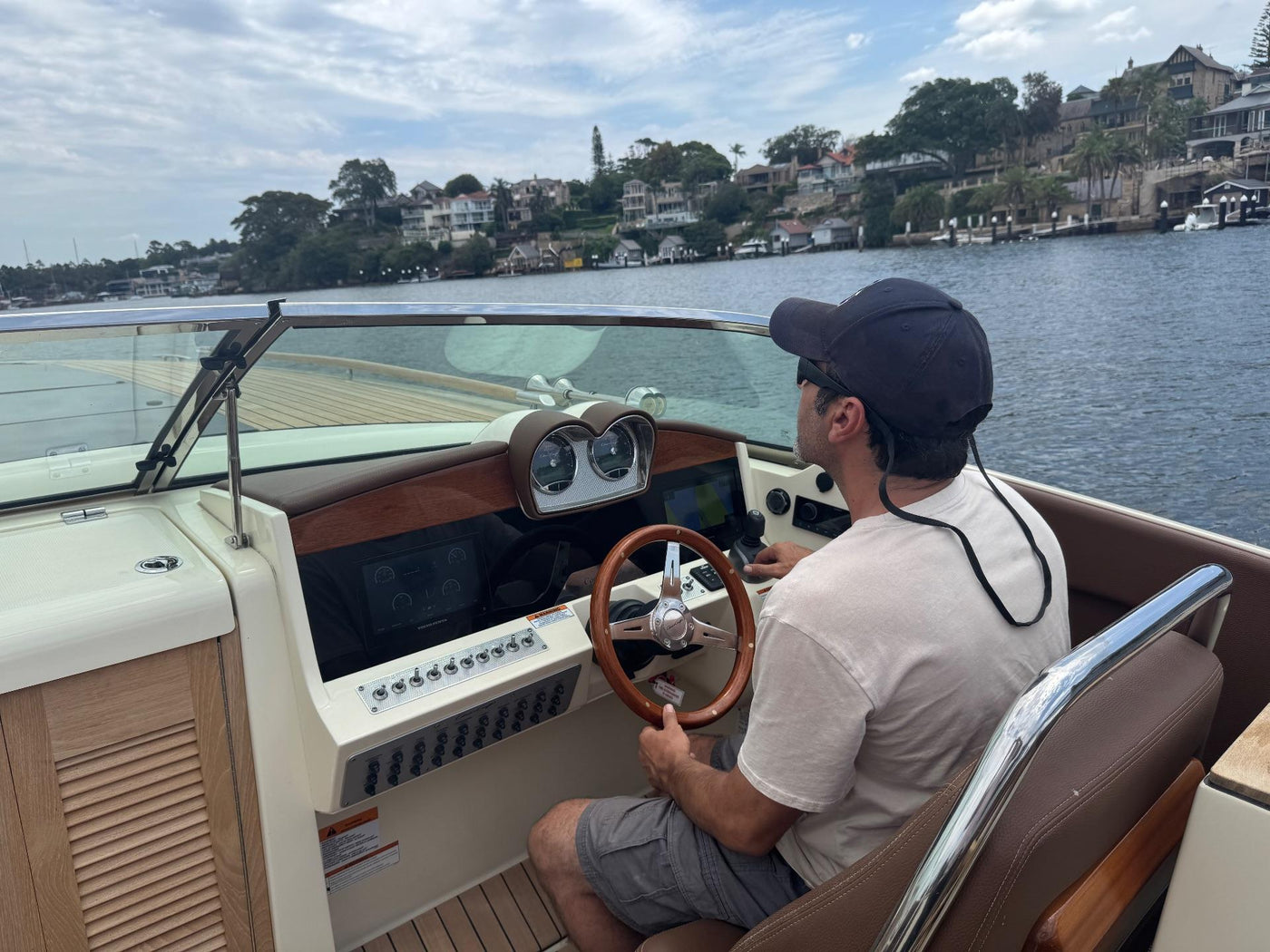 Chris Craft 34 Corsair - image 50