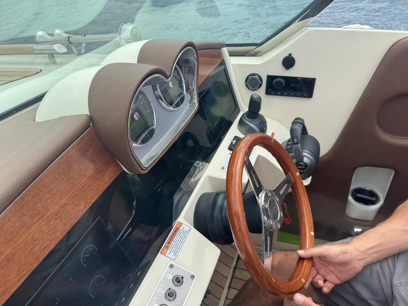 Chris Craft 34 Corsair - image 44