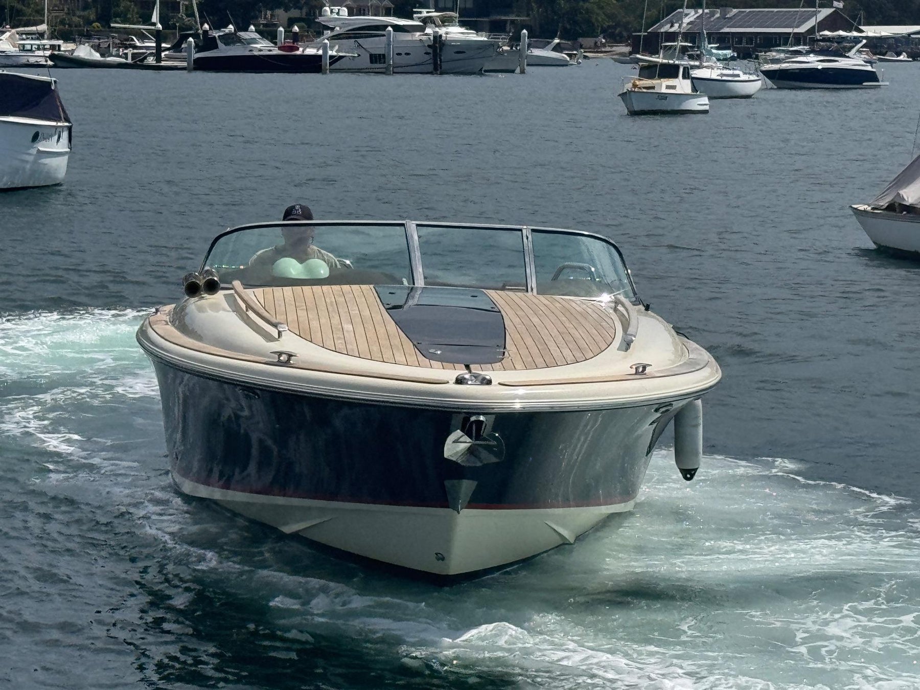 Chris Craft 34 Corsair