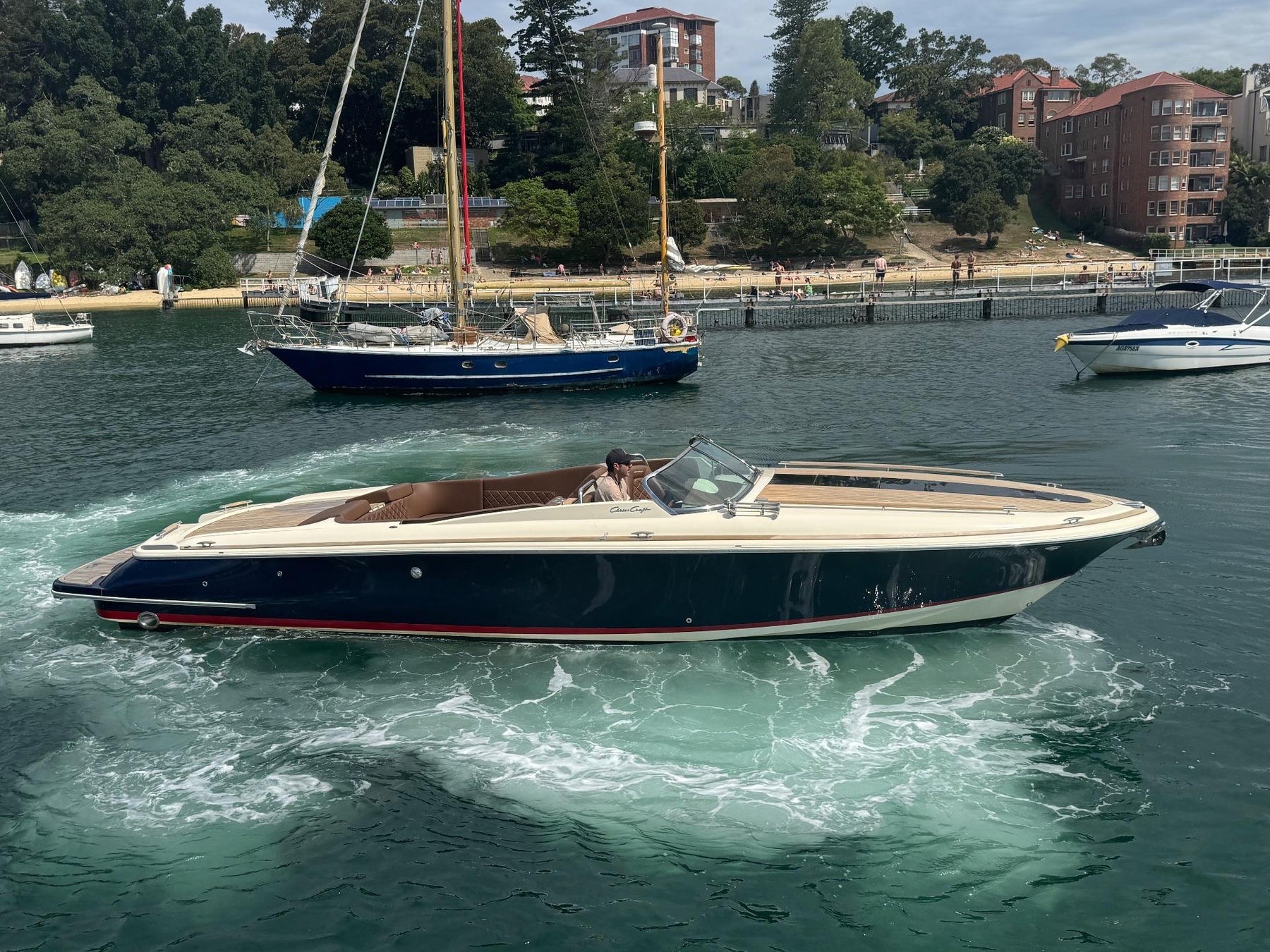 Chris Craft 34 Corsair