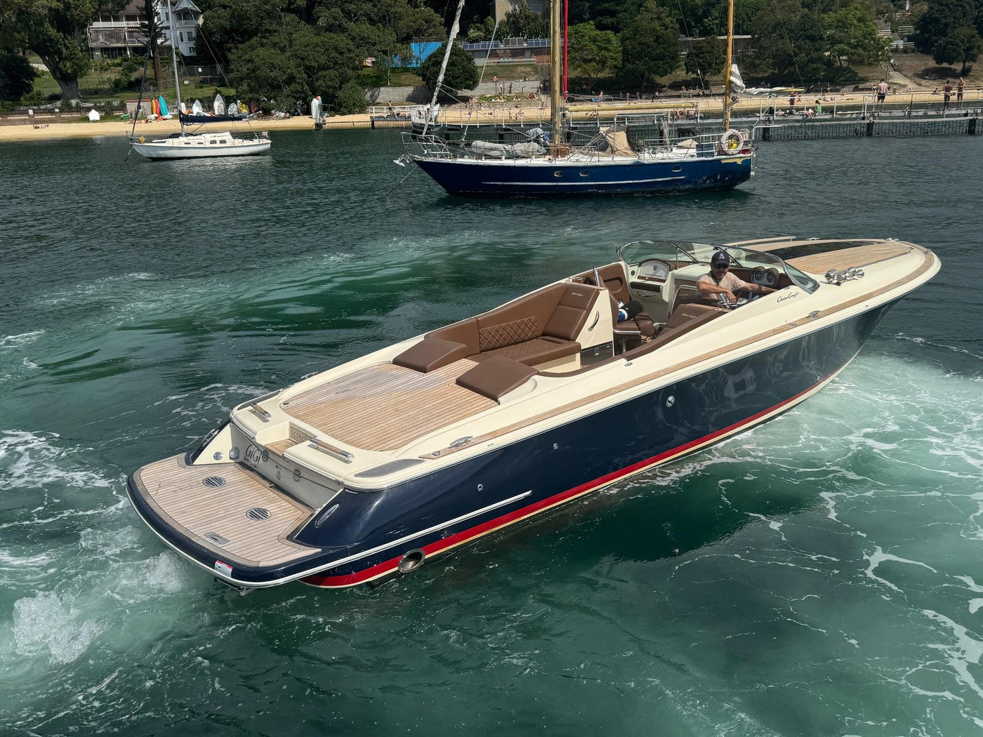 Chris Craft 34 Corsair - image 8