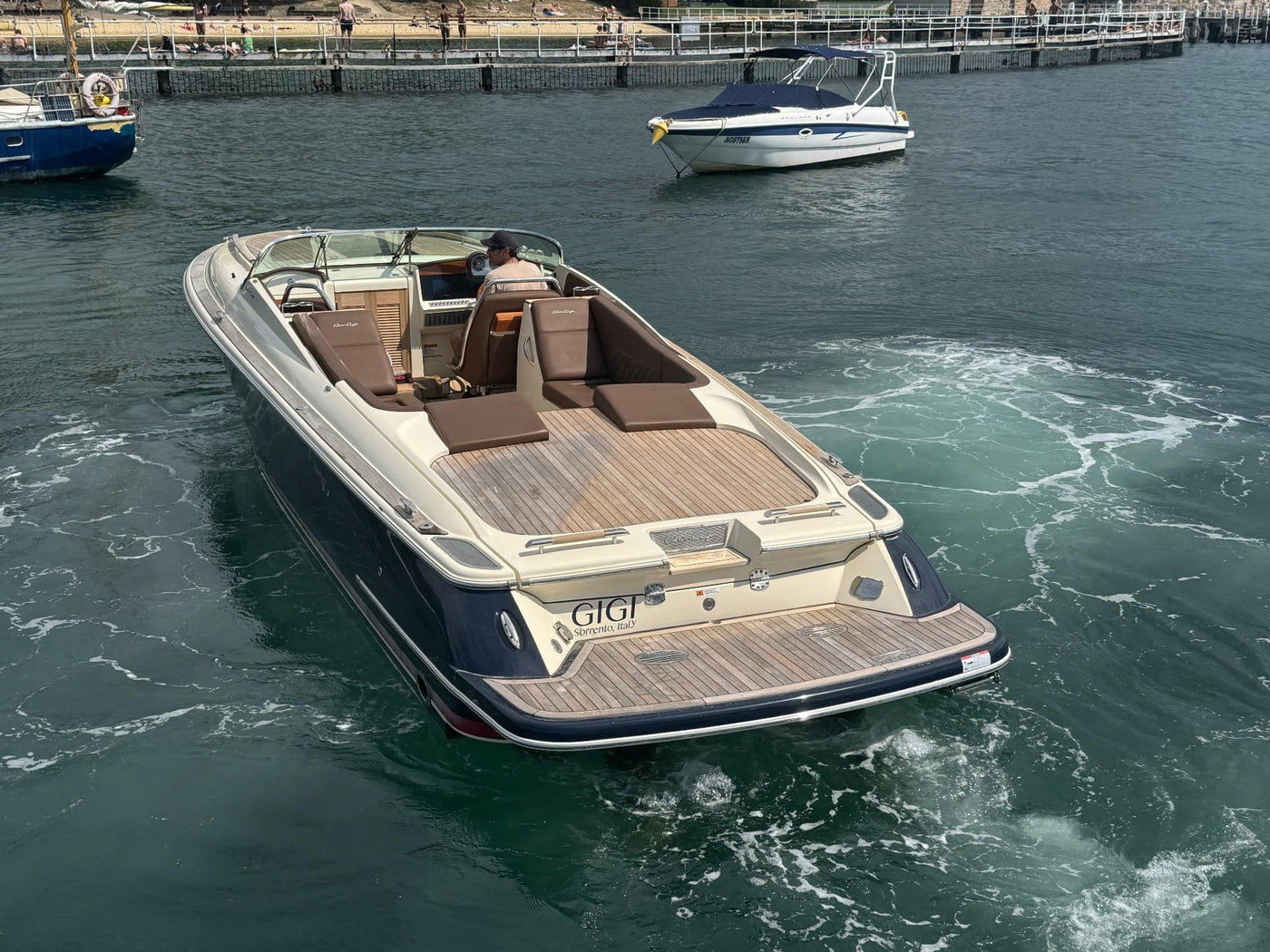 Chris Craft 34 Corsair - image 13