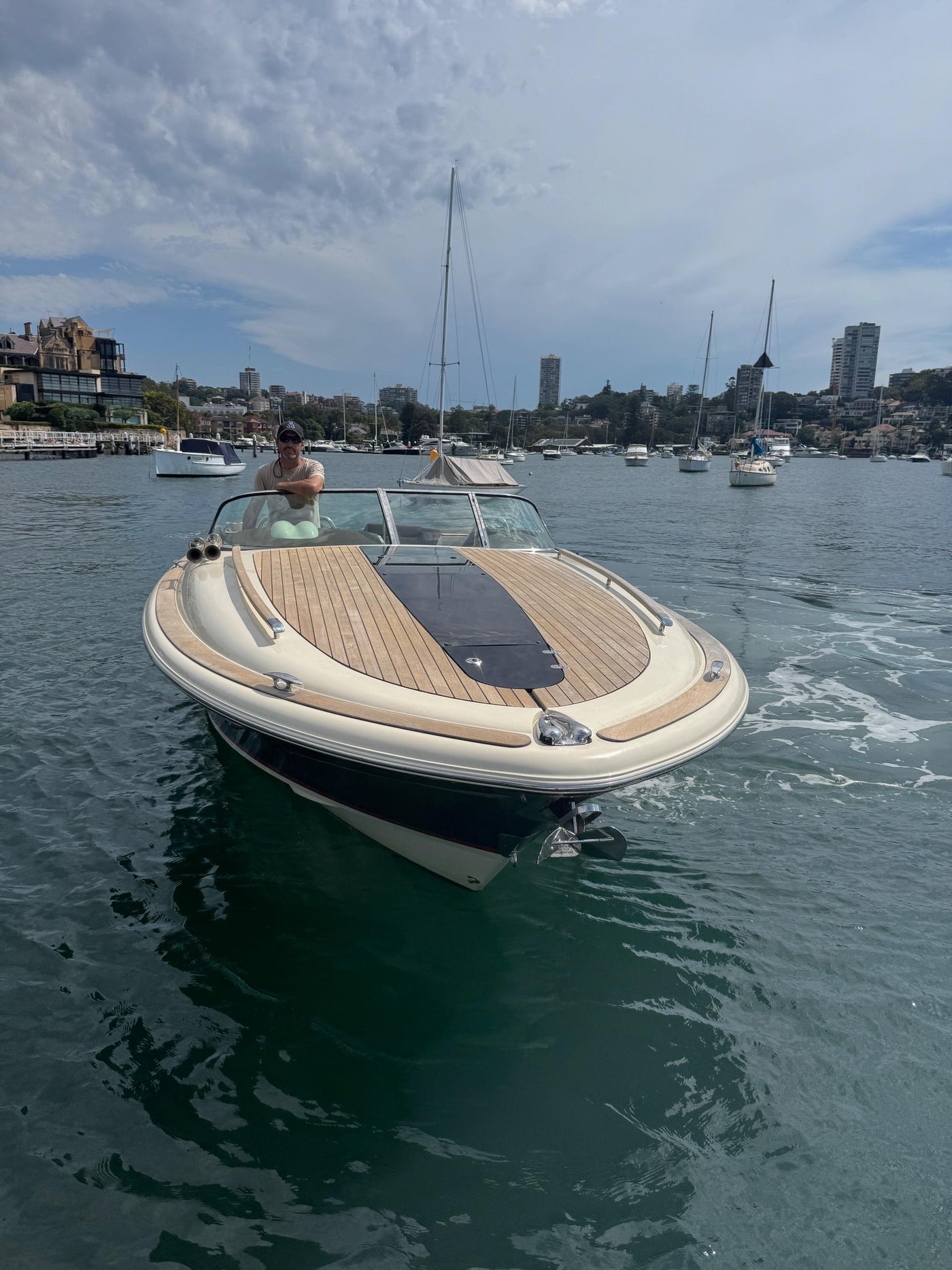 Chris Craft 34 Corsair - image 10