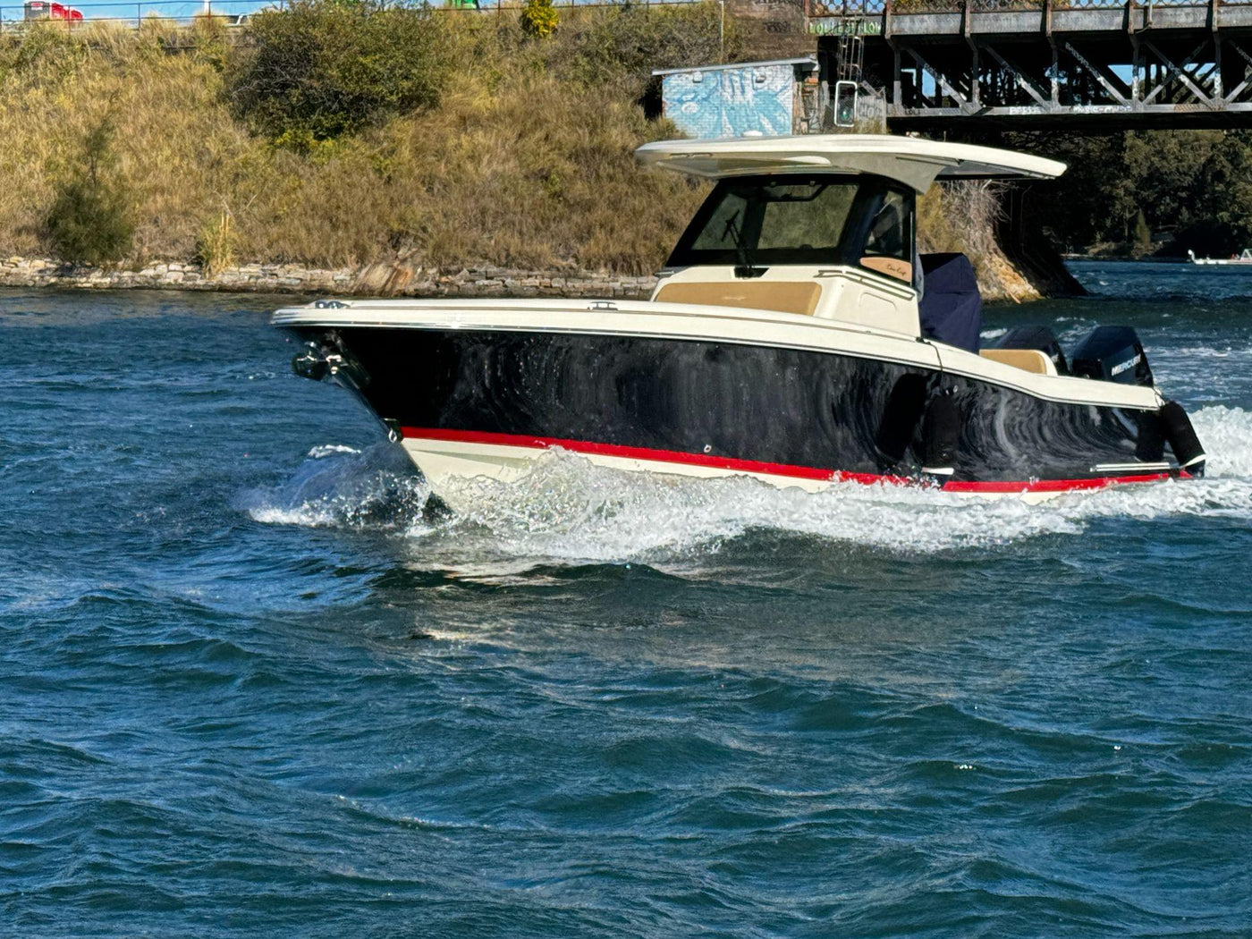 Chris Craft 30 Catalina - image 13